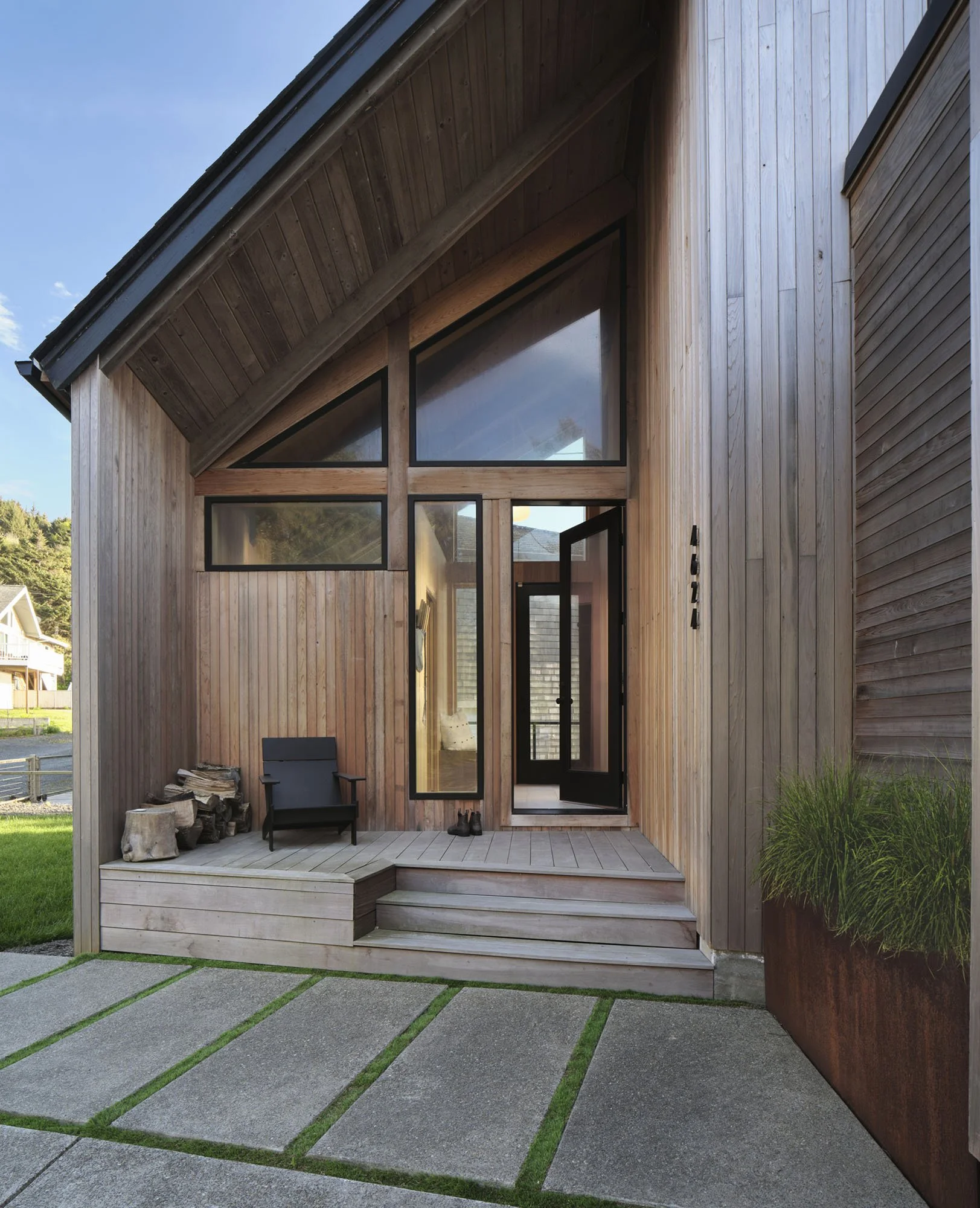 Cannon Beach Modern 8.jpg
