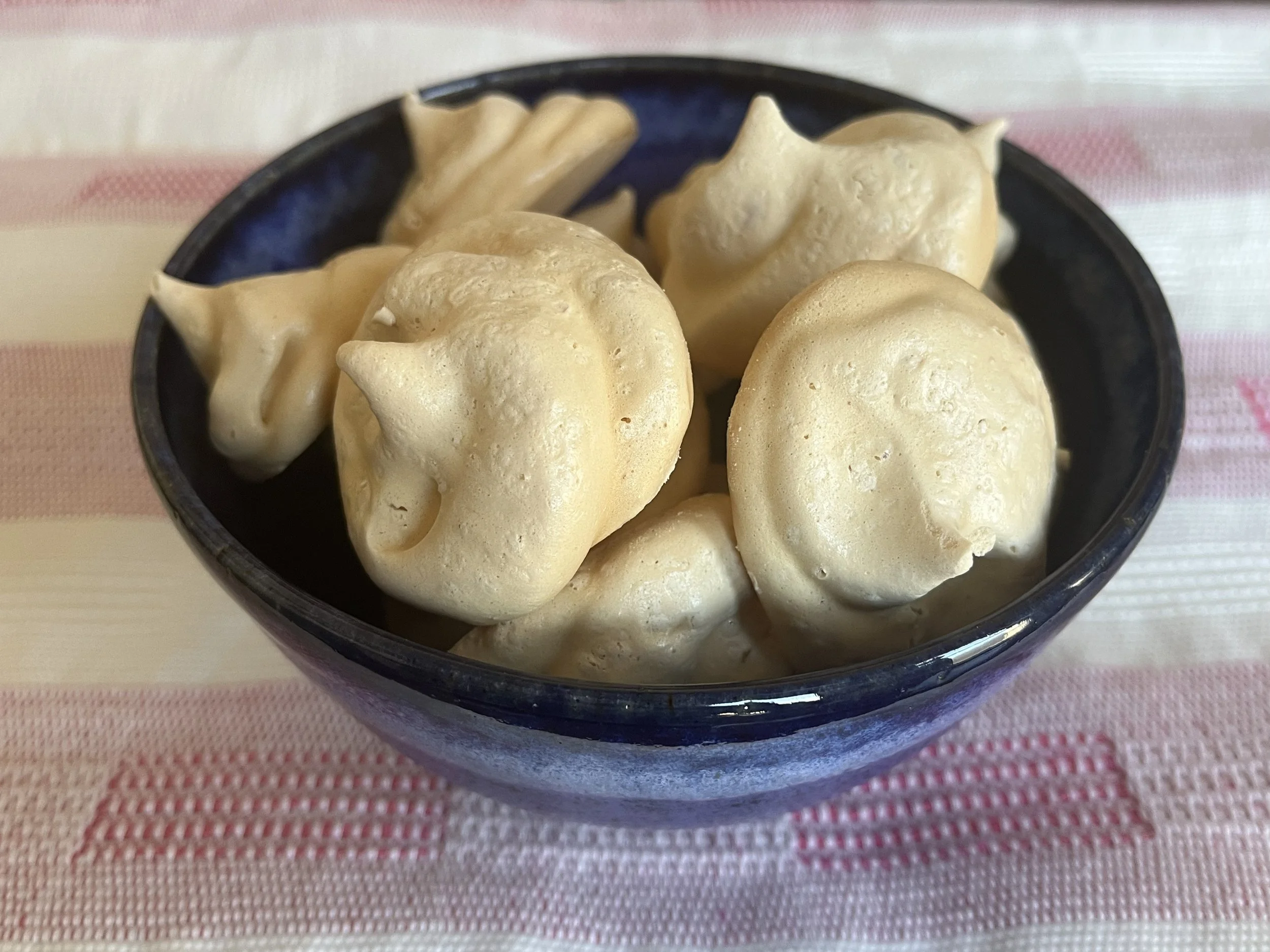Almond Meringue Cookies