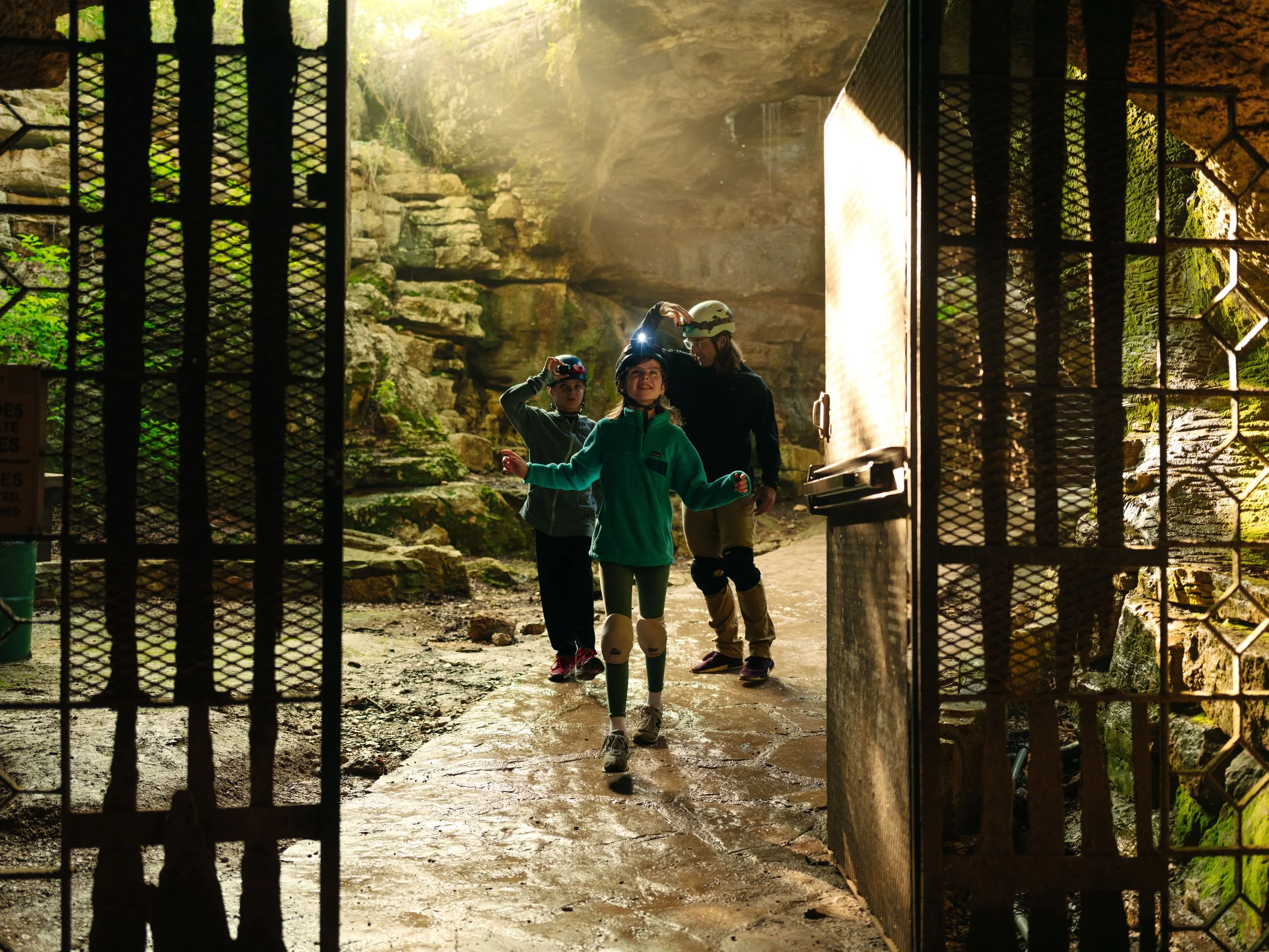 exas-tourism-photography-dave-capote-cave-exploration-12.jpg