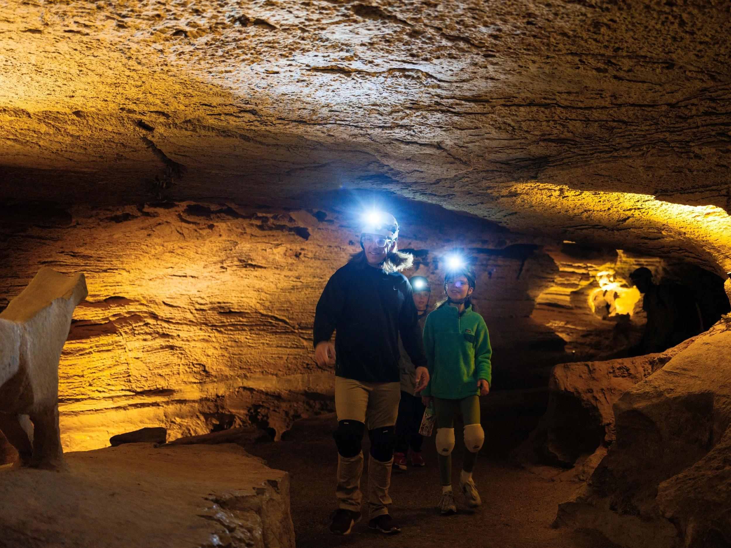 exas-tourism-photography-dave-capote-cave-exploration-10.jpg