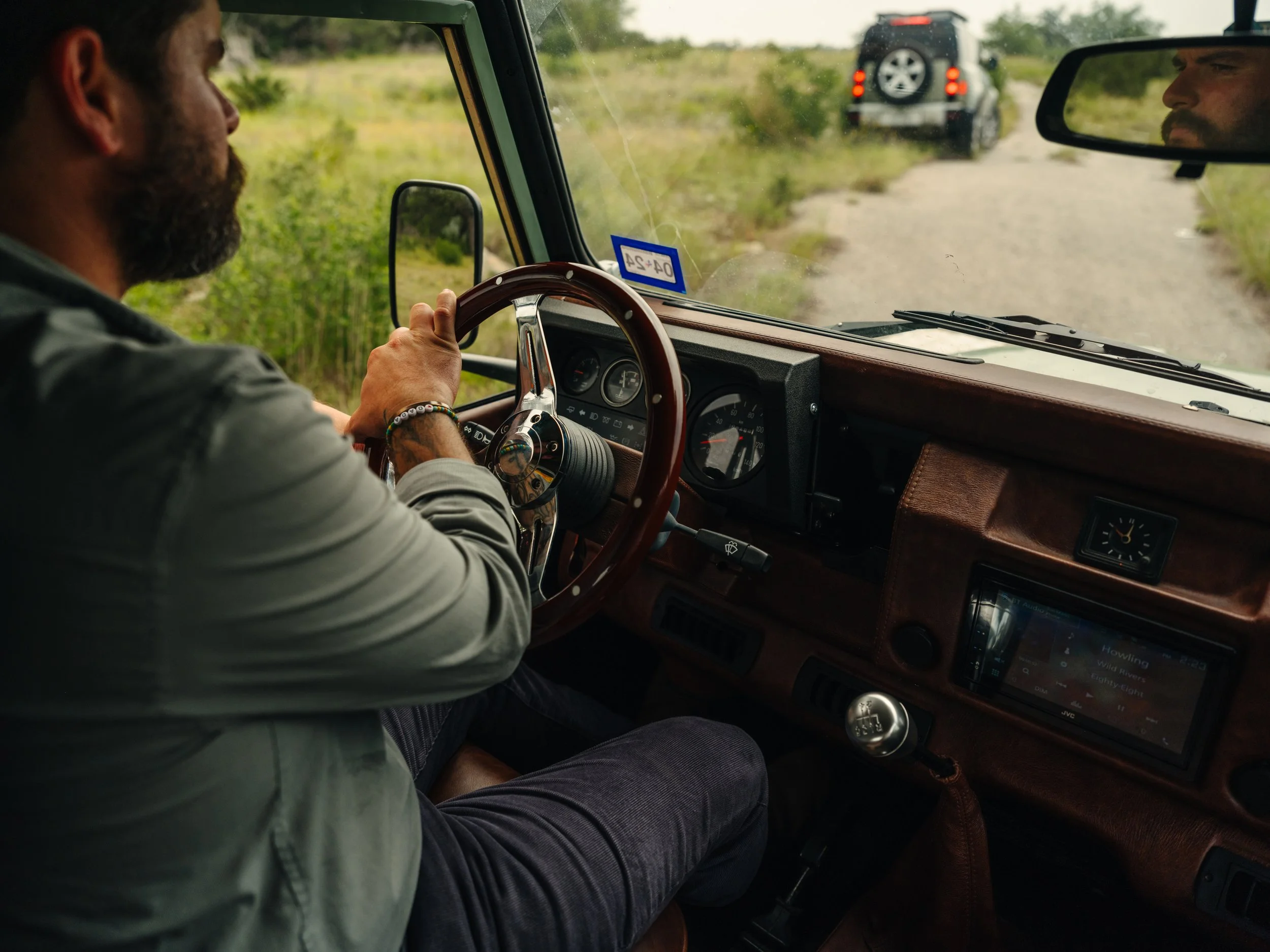 austin-automotive-photography-dave-capote-classic-land-rover-defender-2.jpeg