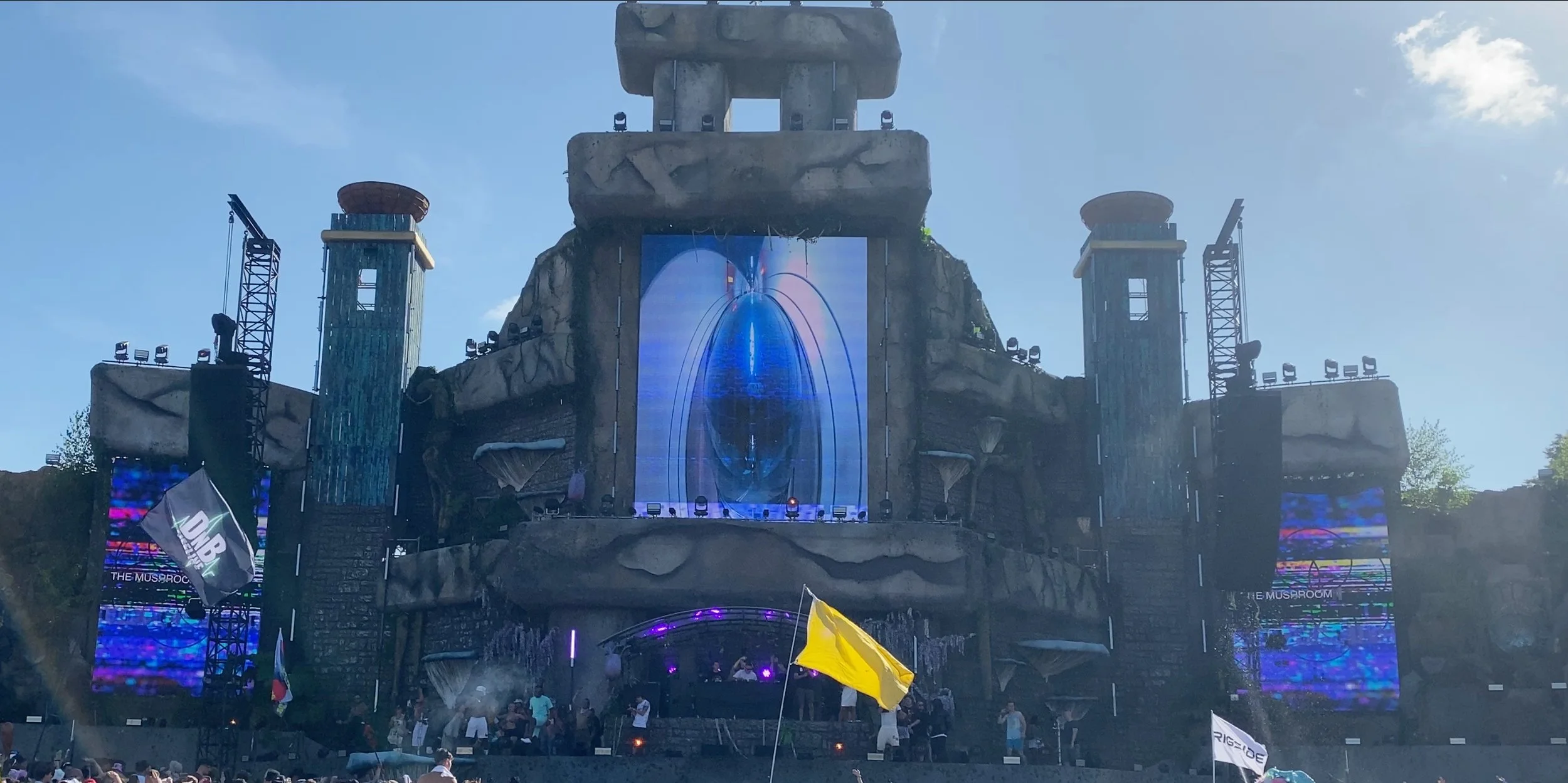 Visual creation ad performance on Origin stage at Boomtown Fair 2024. Working with Blinkinlab to produce visuals
