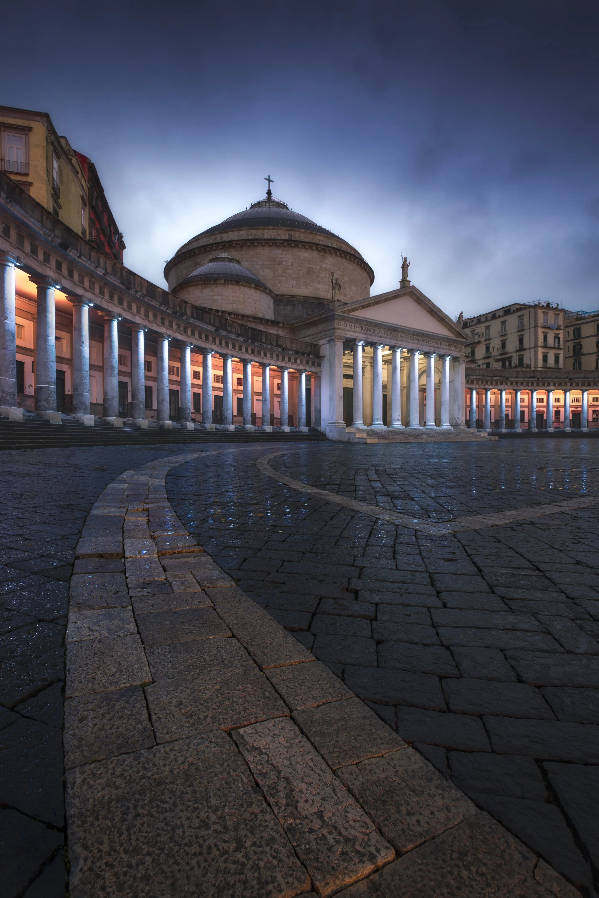 Piazza Pelbisito web.jpg