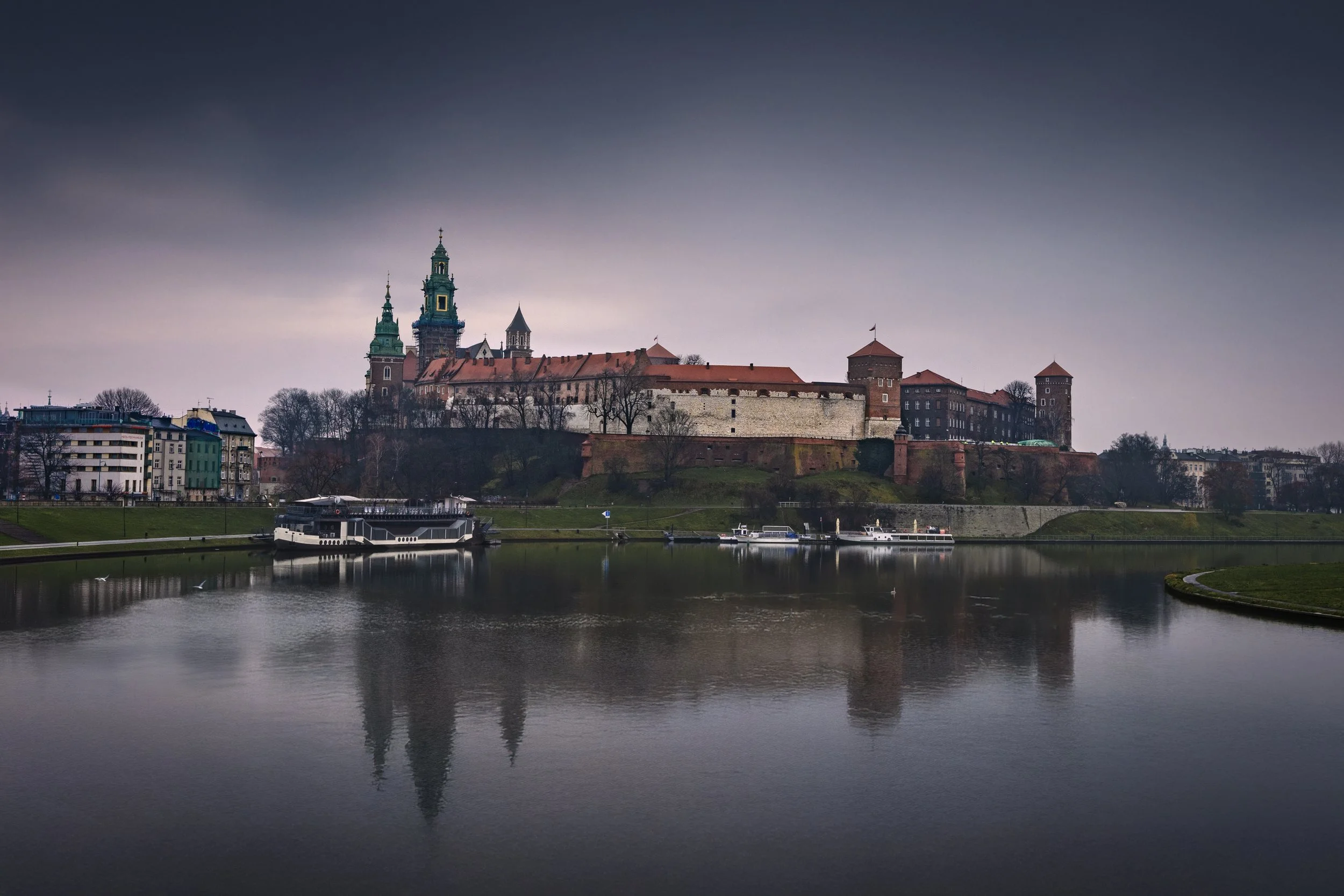Wawel Castle web.jpg