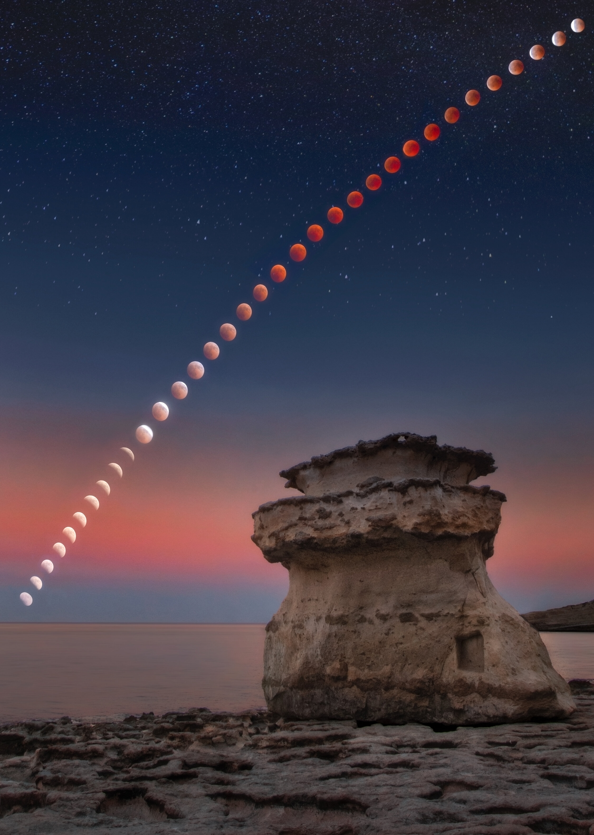 The Sequence Of The Lunar Eclipse 27.07.18. web.jpg