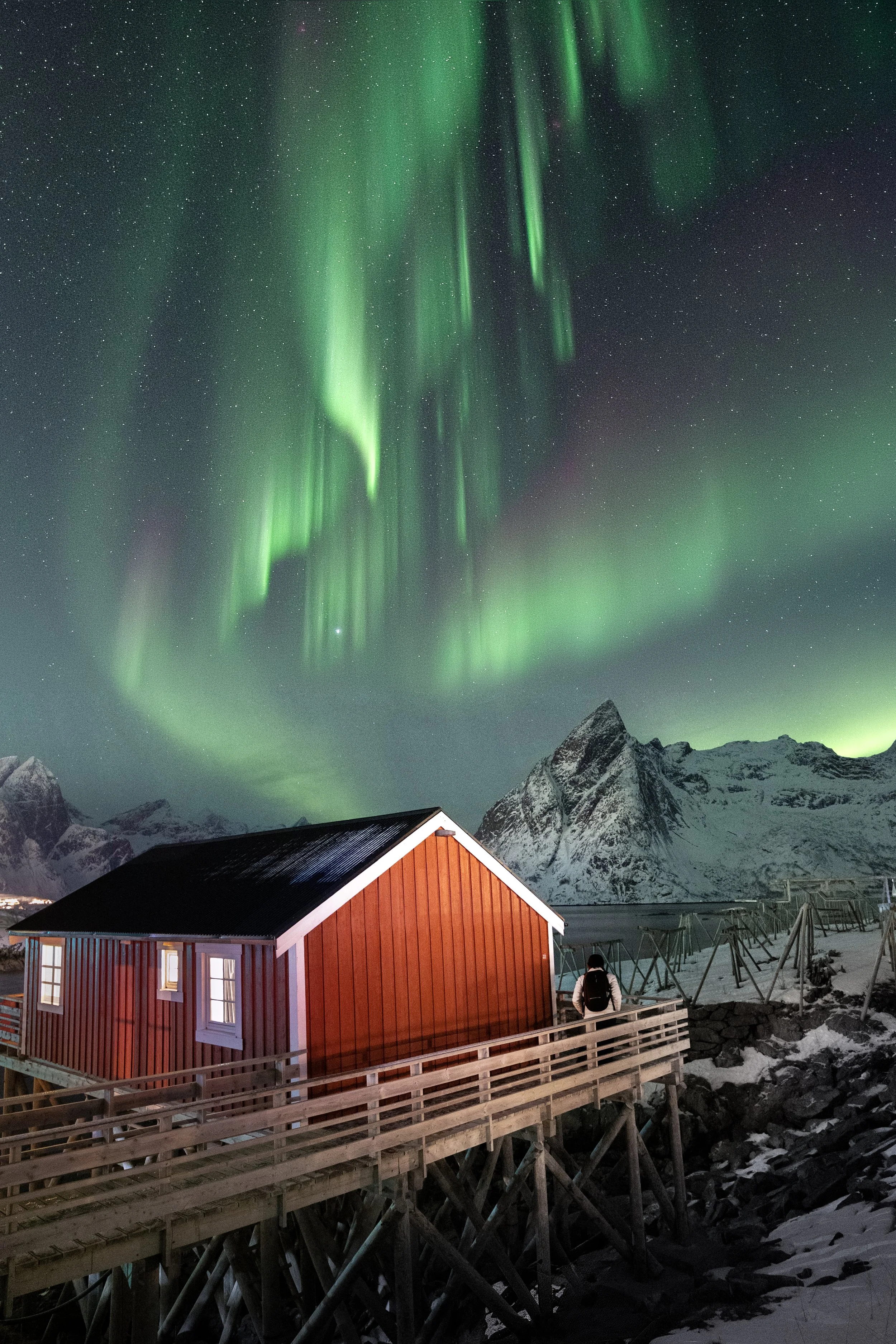 Aurora Cabins web.jpg