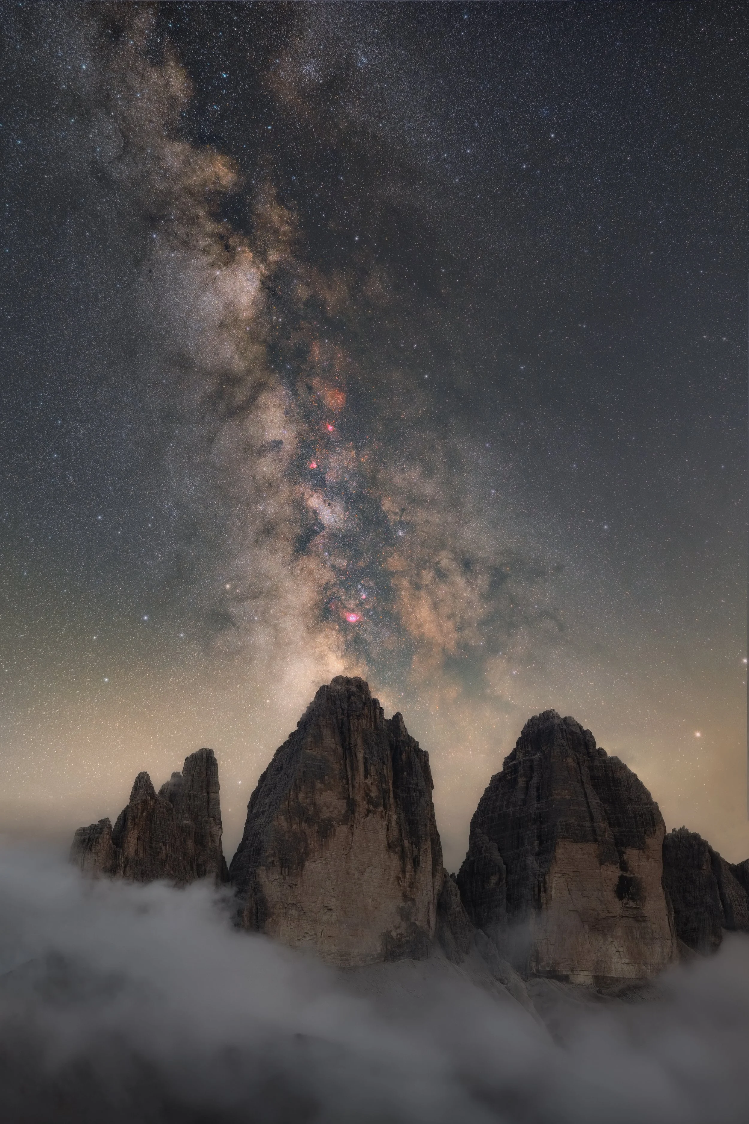 Milky Way Over The Giants web.jpg