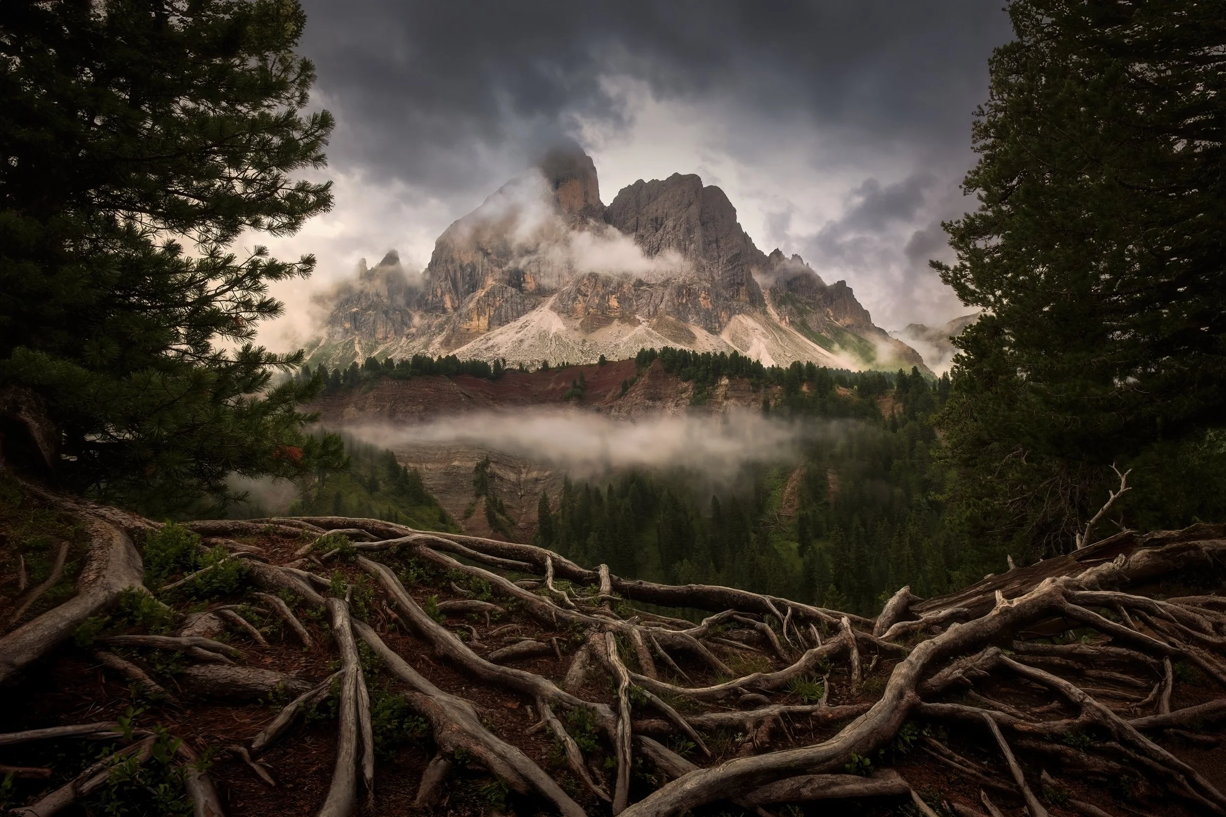 Passo Delle Erbe landscape web.jpg