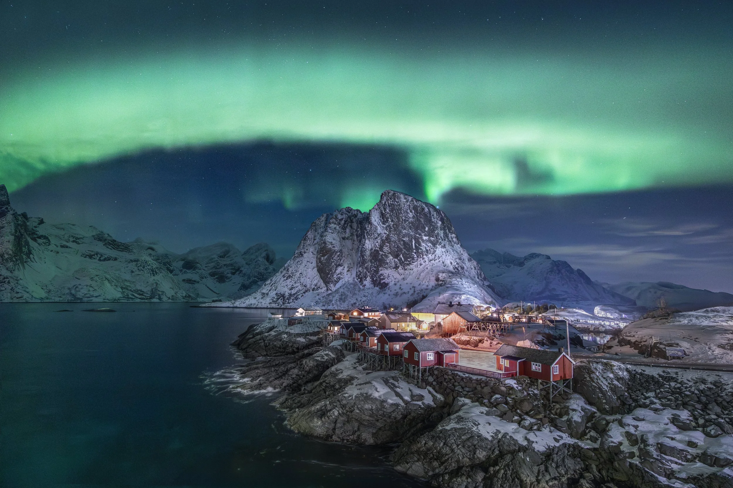 Aurora On Top Of Hamnoy web.jpg