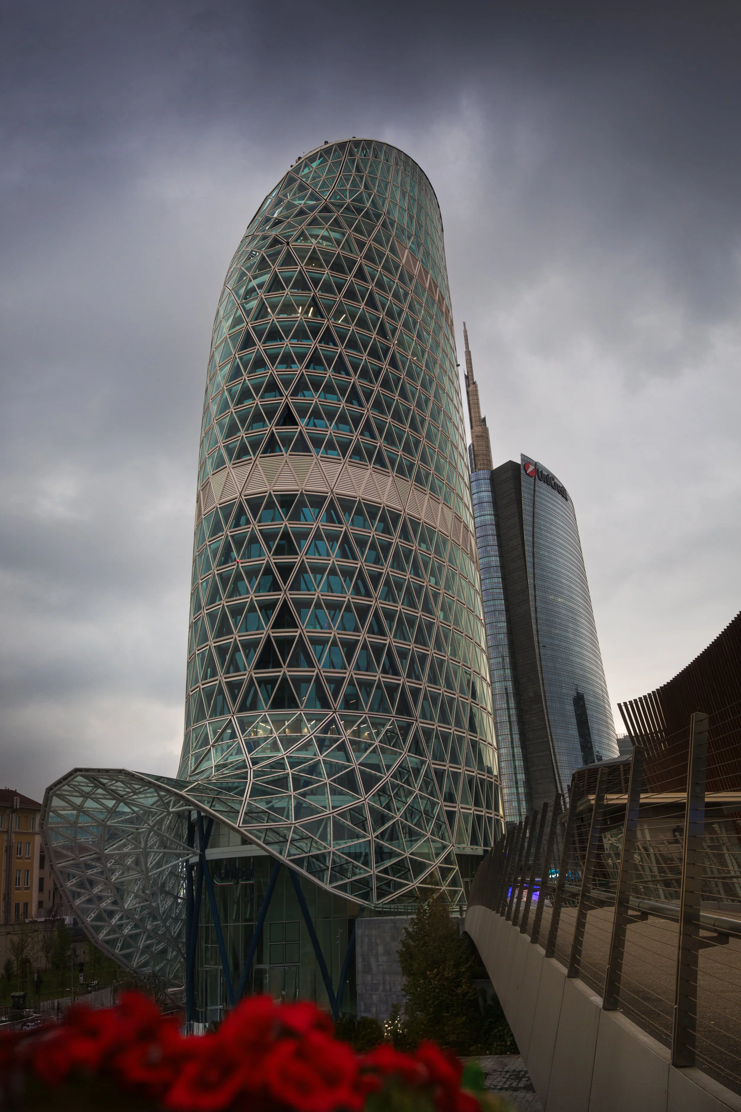 Unipol Tower web.jpg