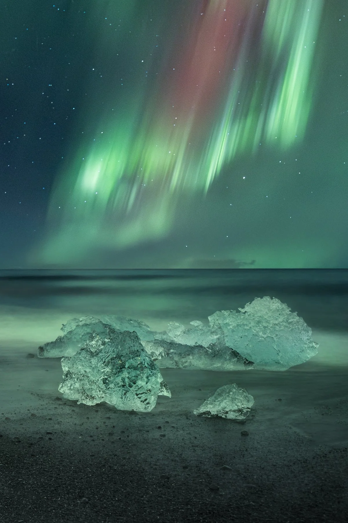 The Dimond Beach Aurora web.jpg