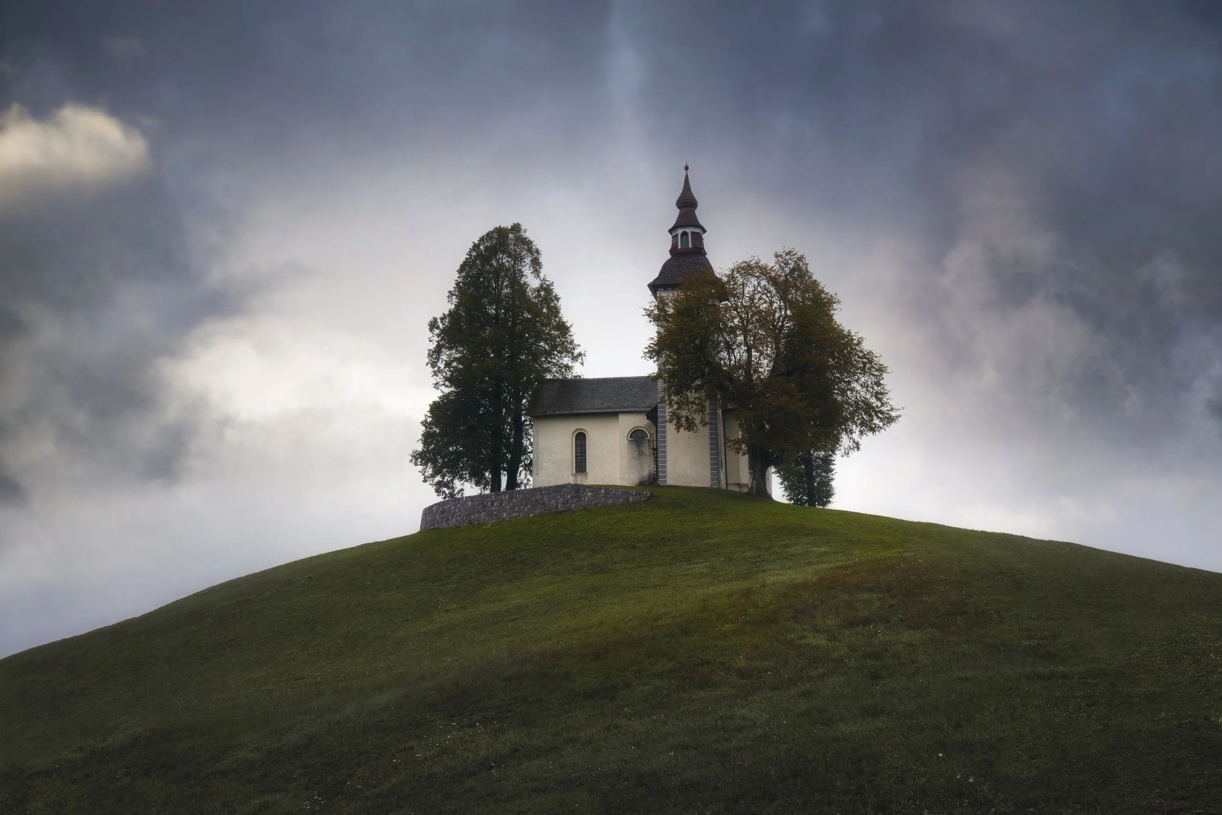 Dramatic skies at St Thomas Church web.jpg