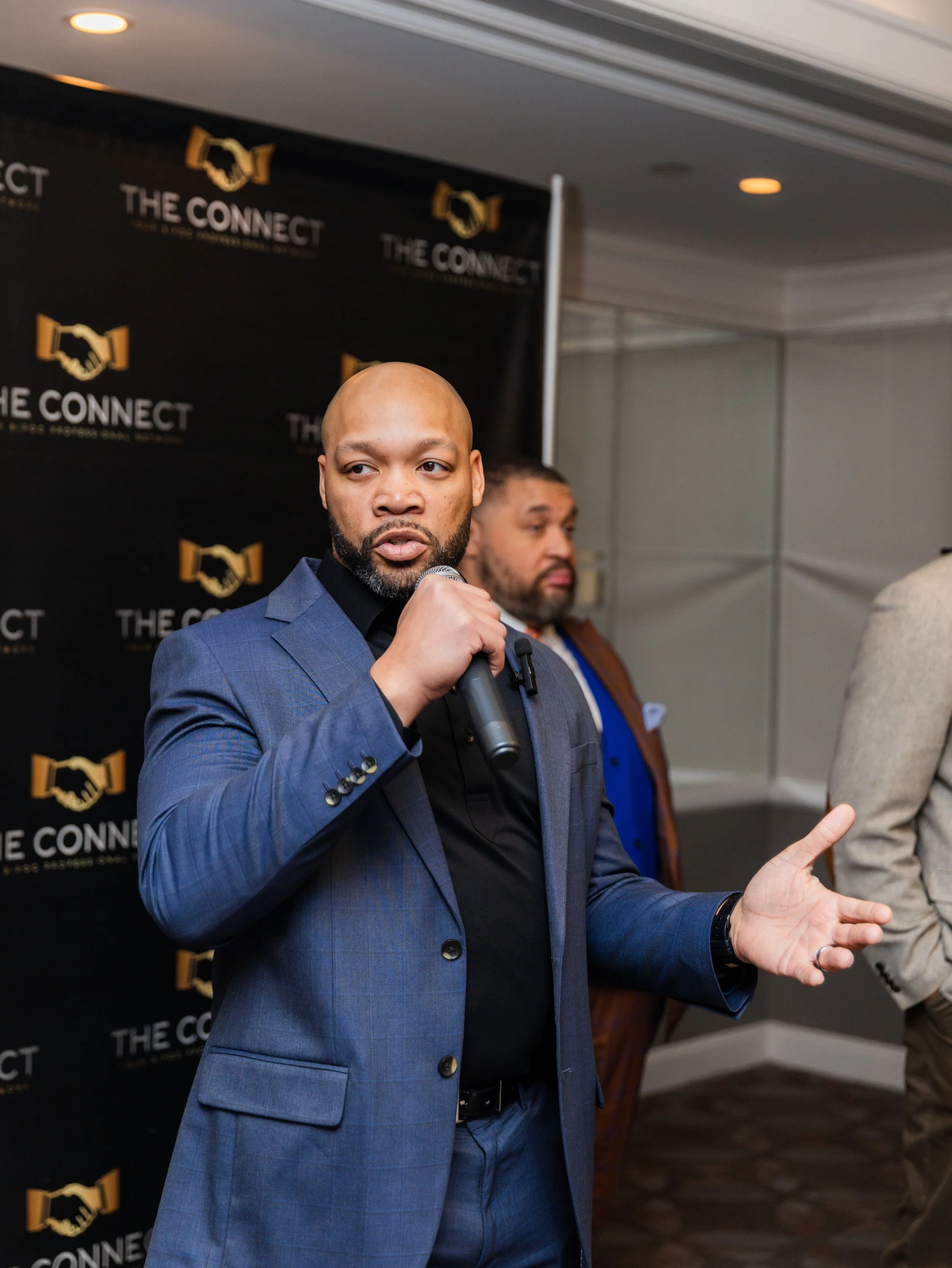 THE CONNECT -123.jpg