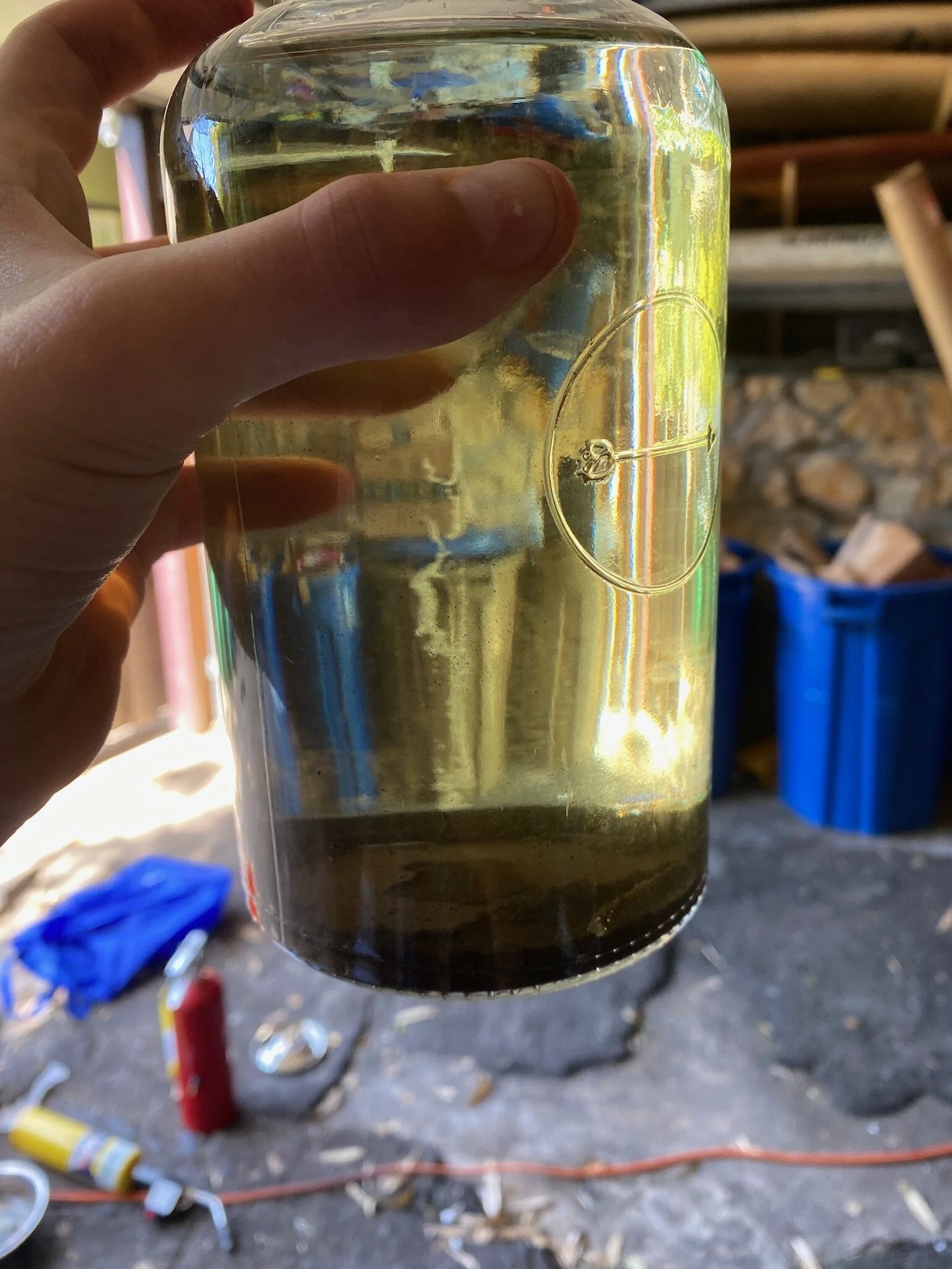 Very fine gold in solution 