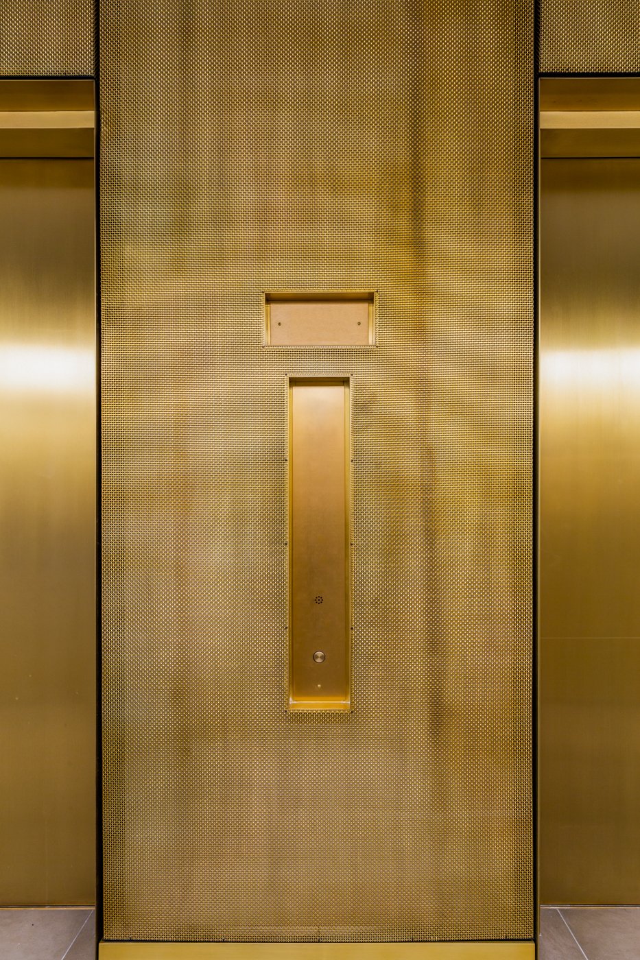 7Seventy House_1st Floor_Elevator Lobbies_026-Edit__REDUCED.jpg