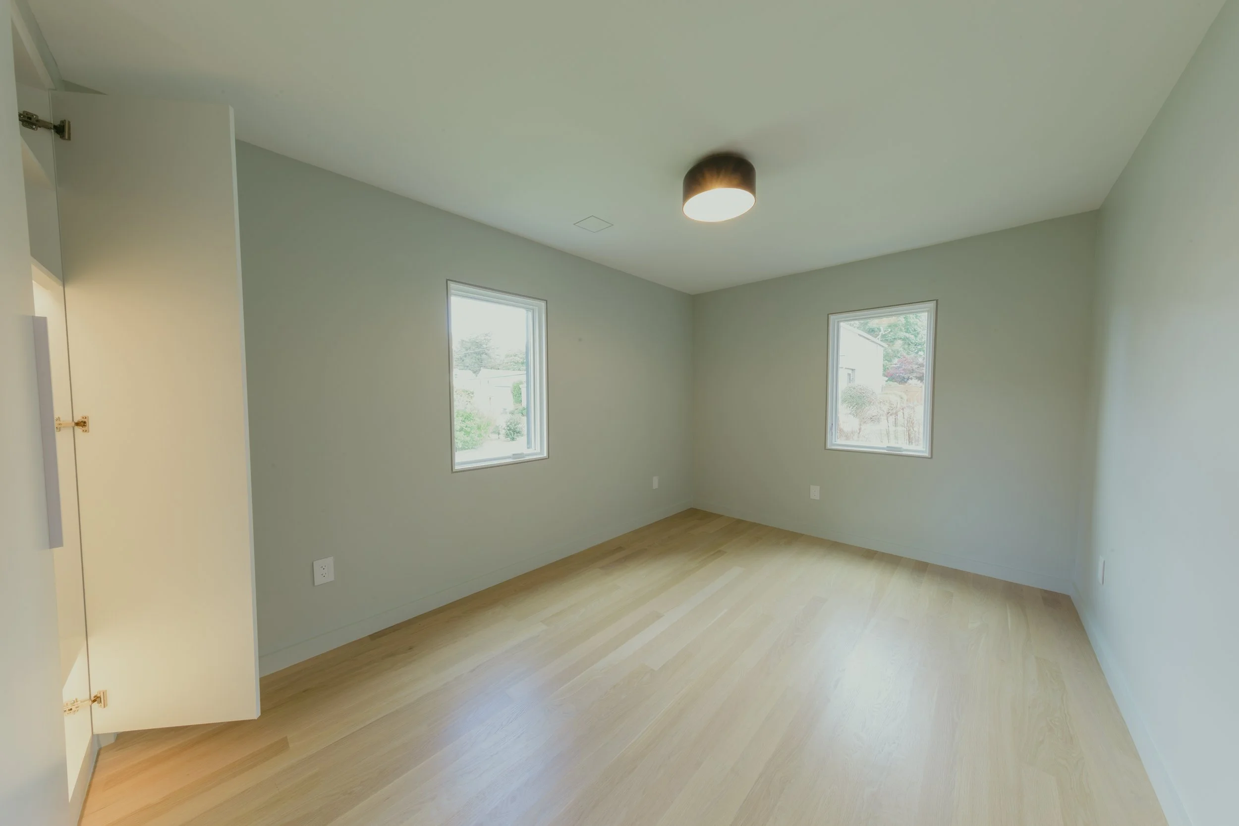 20 SECONDARY BEDROOM_05-Edit.jpg