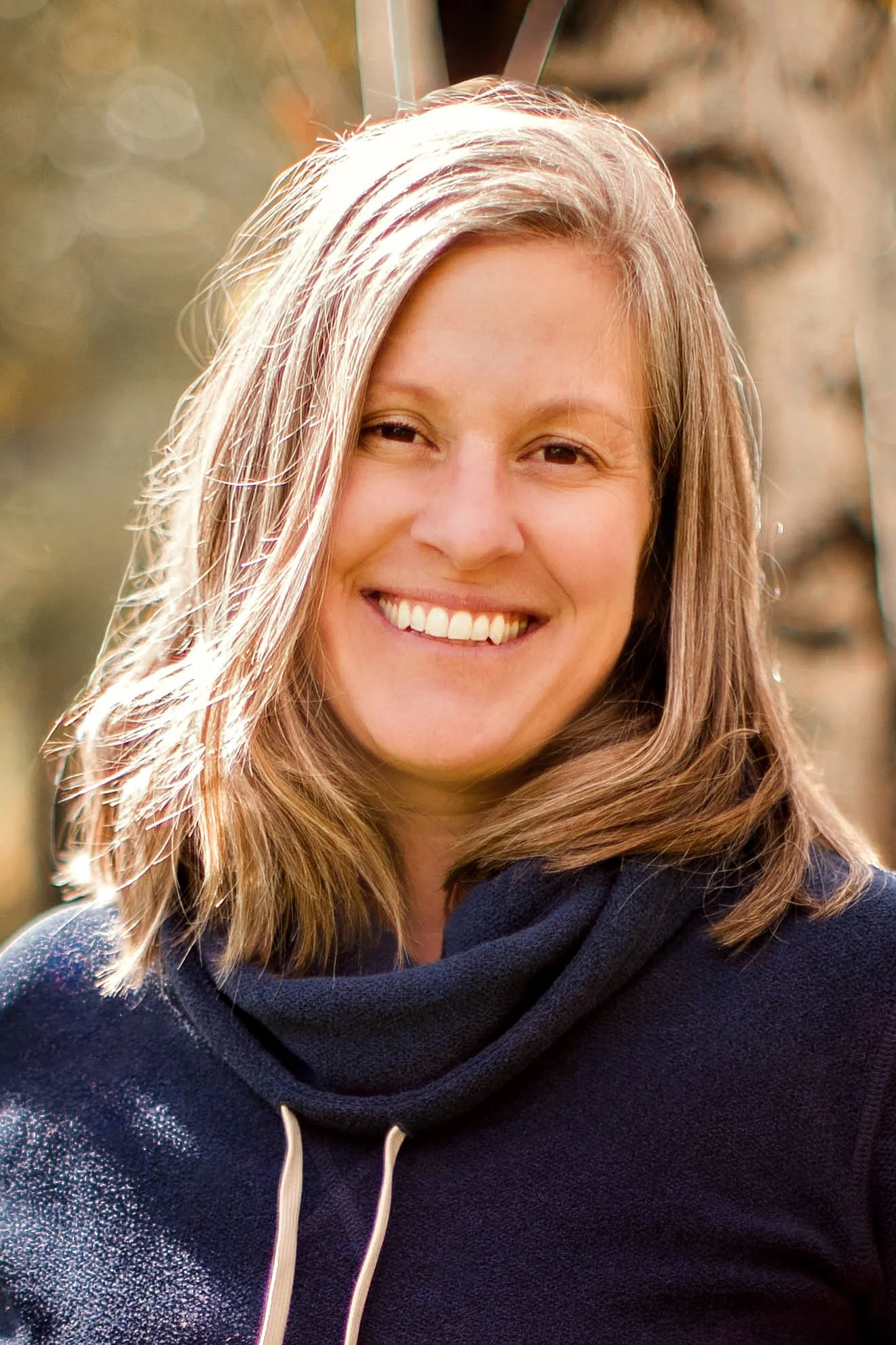 Headshot of Lindsay Thomas