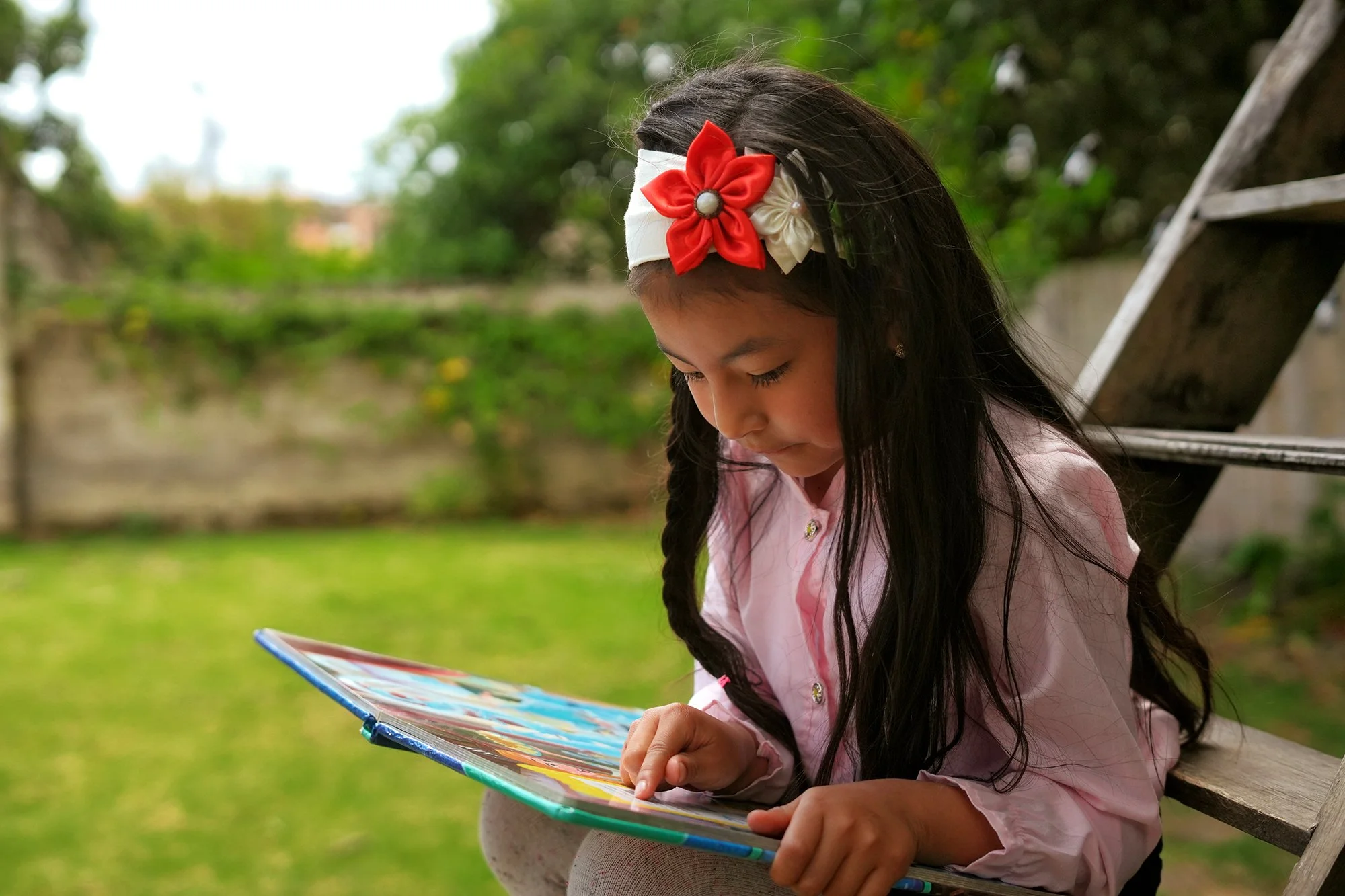 Little Acorns: Introduce kids to the book of nature 