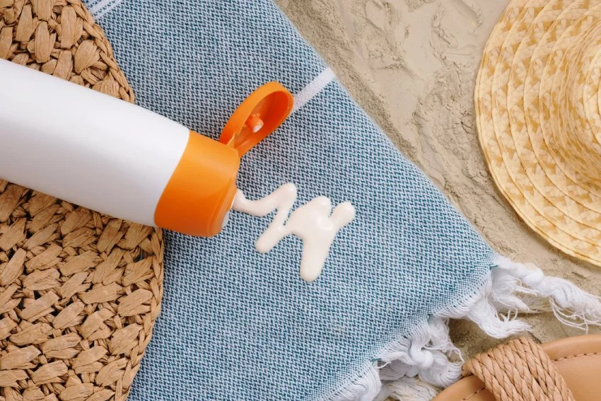 How to Get Sunscreen Stains Out of Clothes