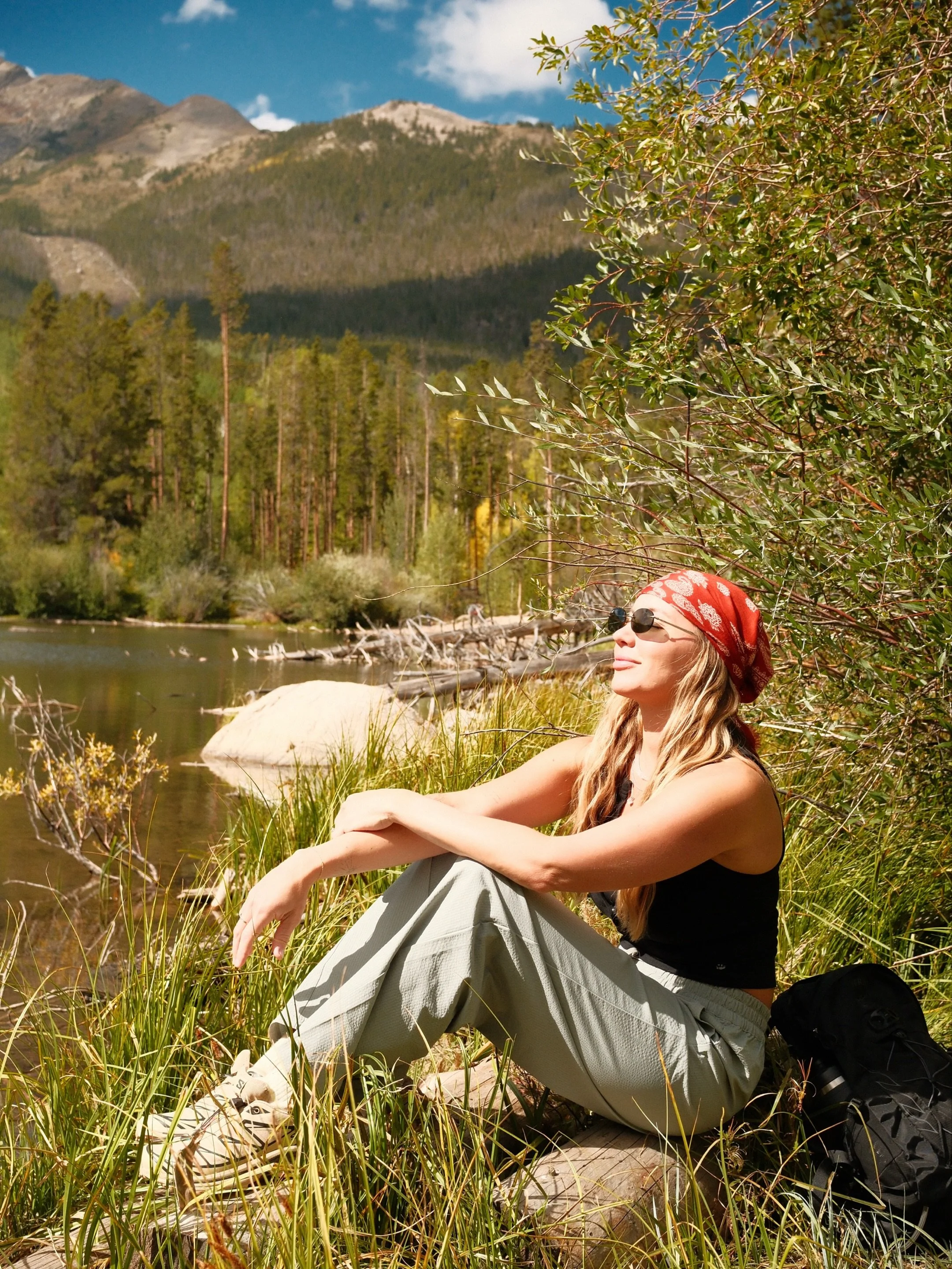 Soaking up every minute of the colors changing 🧡💛🍃 Where are you catching fall this year?!