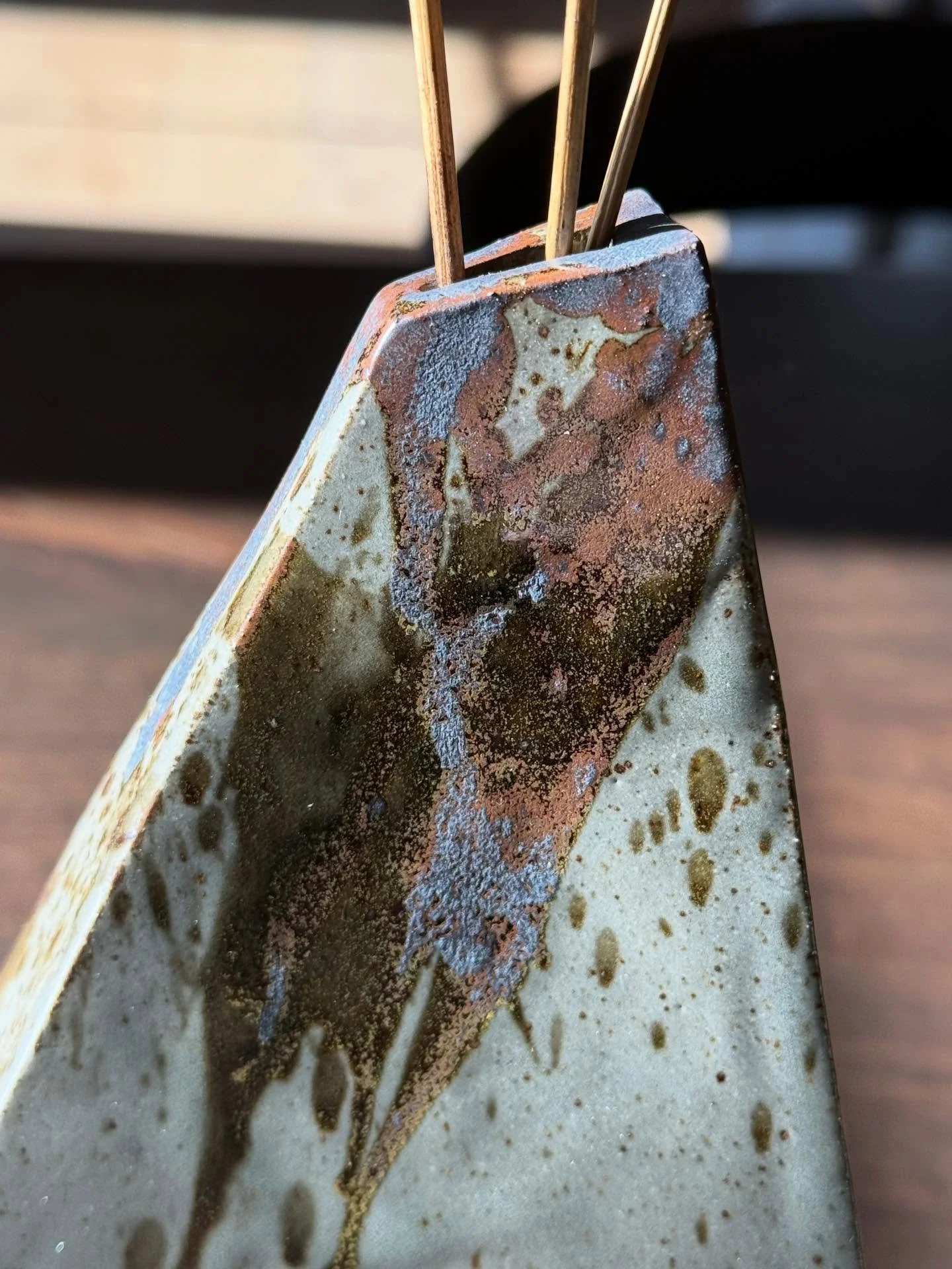 We believe the built environment is richer when architects remain curious across disciplines. Craft informs space. Making informs thinking. #designthroughmaking #architectswhomake #craftanddesign