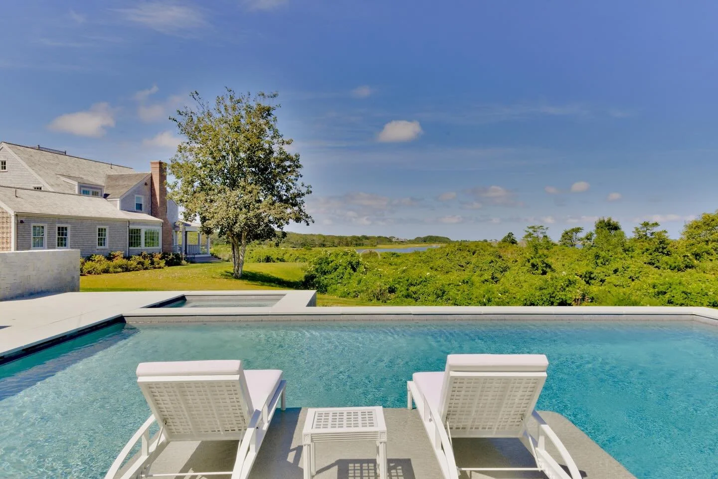 Water&rsquo;s Edge - Nantucket

A tranquil view overlooking Nantucket Harbor from the pool house. Where coastal landscape and architecture meet in perfect balance.

#Nantucket #NantucketHarbor #CoastalLiving #LuxuryHomes #WatersEdge IslandArchitectur