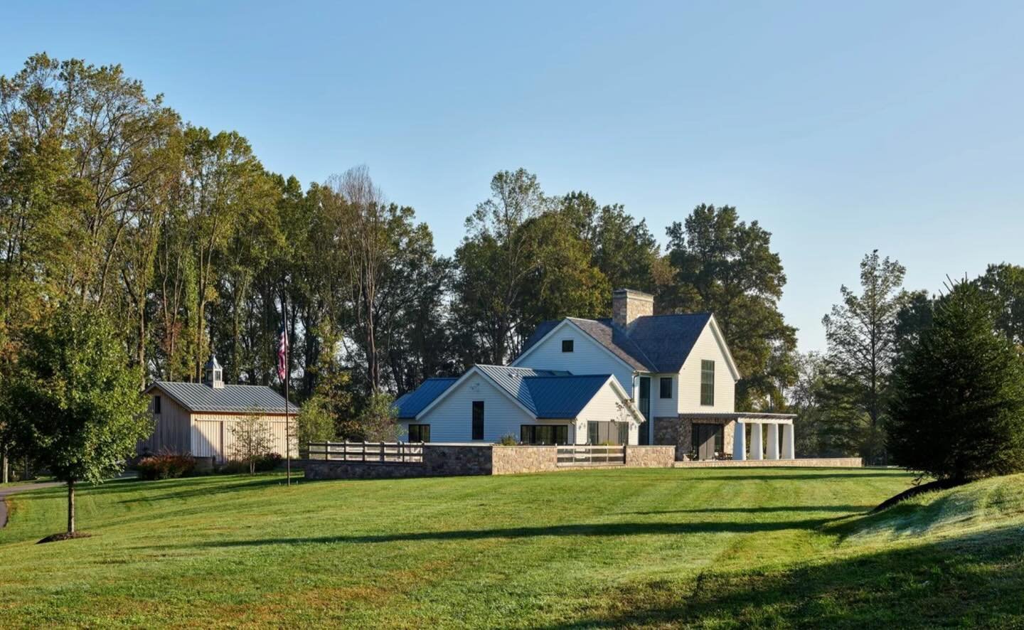 We designed a sequence of interconnecting agrarian structures integrated with private gardens and water elements. A sunken vegetable garden anchors the landscape, extending the growing season and safeguarding plantings from deer and rabbits. #farmhou