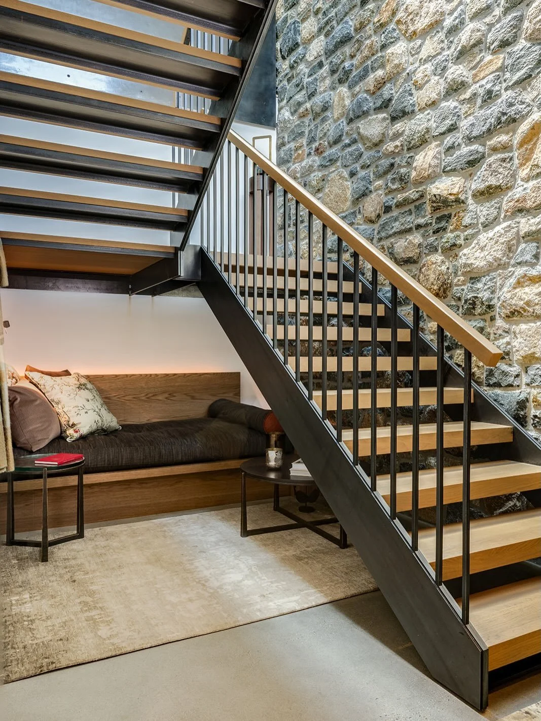 Modern Manor

The lower level is a celebration of construction materials and light. Concrete, stone, steel and wood are left honest and elemental, brought together through craft, texture and carefully placed light.

#MaMoArchitects #ModernArchitectur