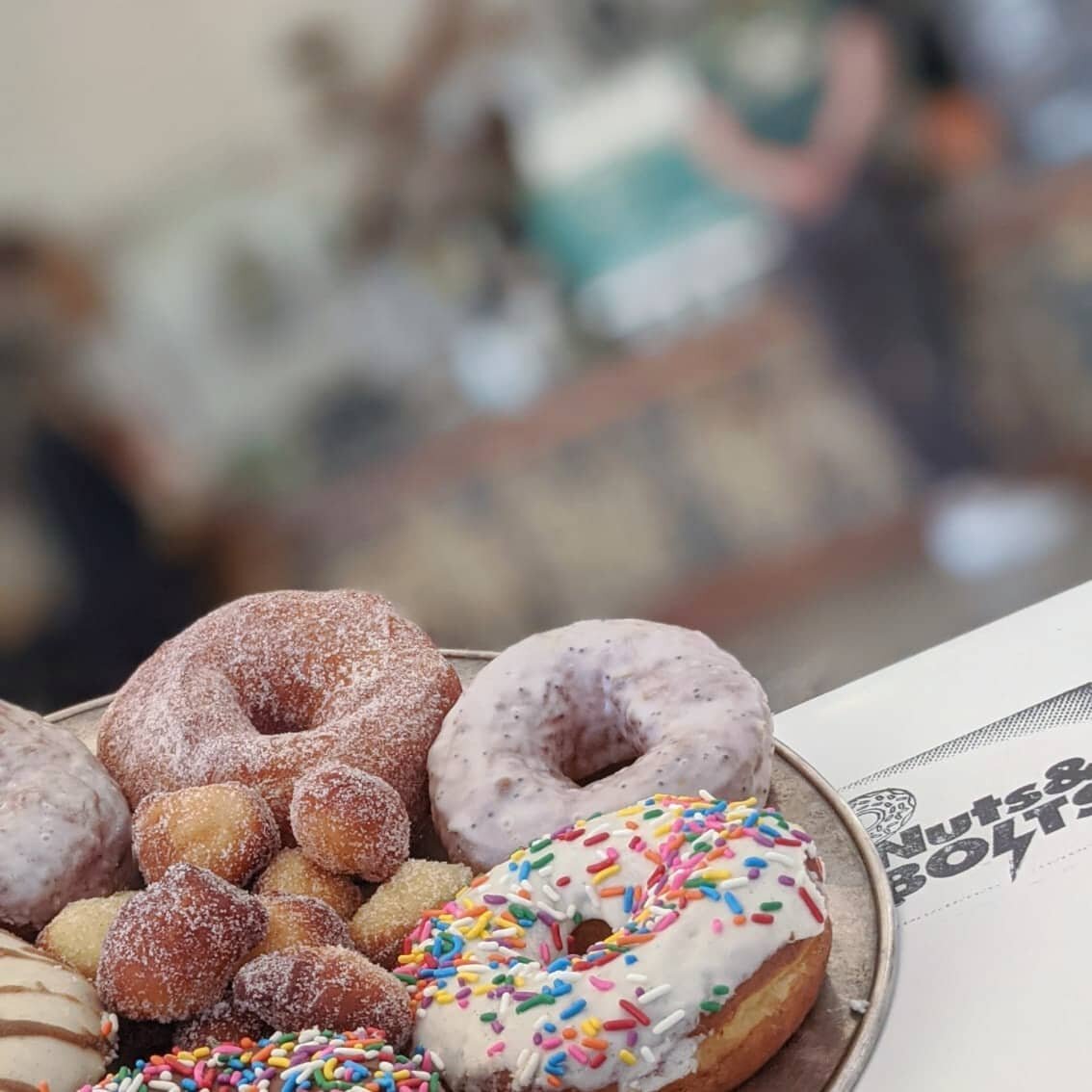 WE'RE BACK!!!

Come by @menottis Culver City tomorrow Friday July 23rd 8-11:30 for your favorite donuts AND MERCH!!!!

See you there 🍩⚡
