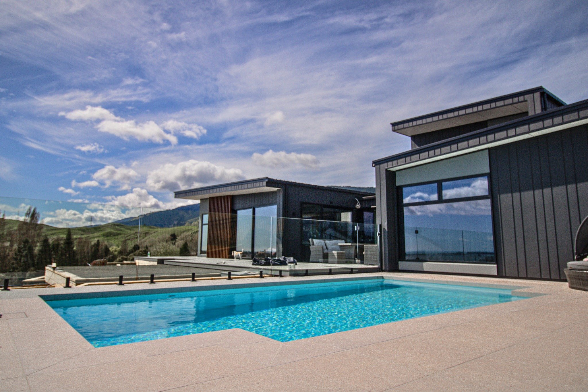 This Greystone paving is the perfect low-maintenance surround for a family pool.

#nvp #nvpools #newvisionlandscapes #nvl #landscapearchitecture #landscapedesign #nvdesign #teamawesome #teamnvl #nelsontasman #nelsontasmannz
