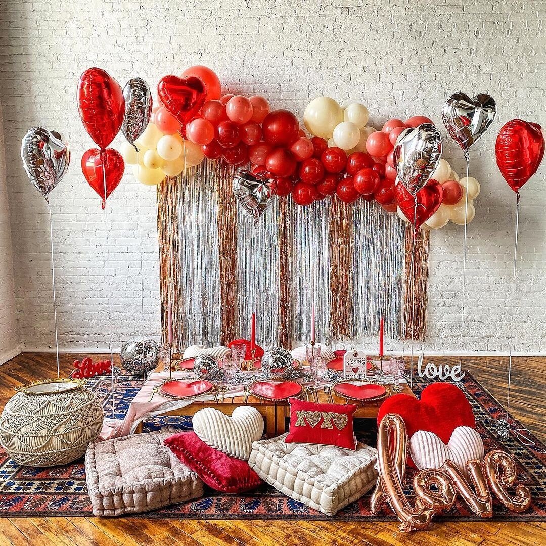 Whether you're gathering your gals, pals, or that special someone, come celebrate all things LOVE with us. ❤️✨

Our XOXO tablescape is available to book now throughout the end of February. 💋 We can also customize it to match your vision &amp; color 