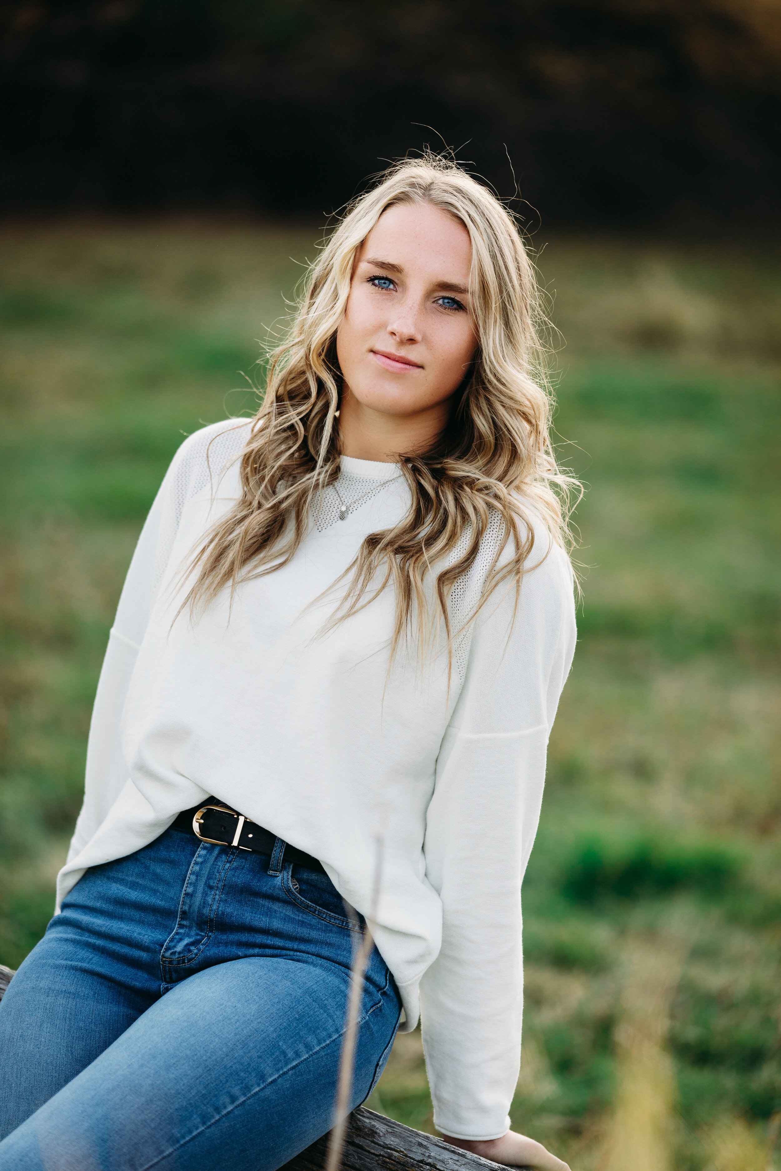  Idaho falls senior photography, IFHS, the twelfthyear, the twelfth year, Idaho falls photographer, idaho falls photography,  Senior girl, red rocks, foothills of idaho falls, skyline senior photography, hillcrest senior photography, thunder ridge se