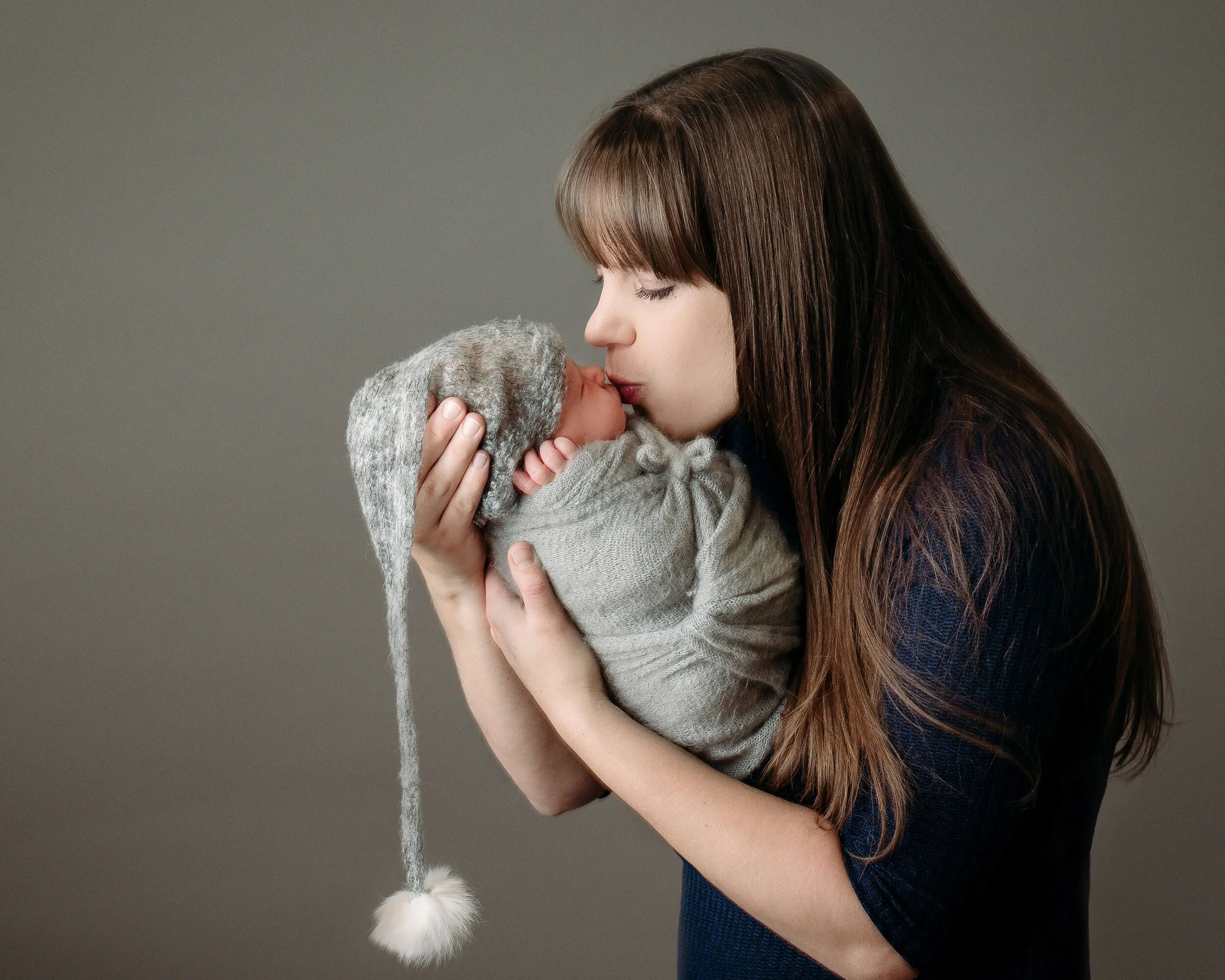 When To Book Your Newborn Session