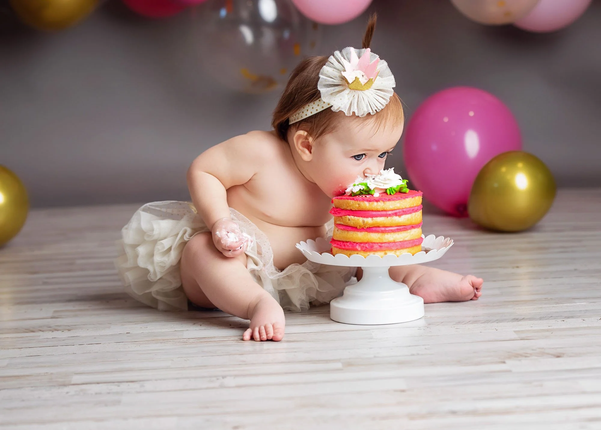 idaho-falls-cake-smash-photographer-first-birthday-boy74.jpg