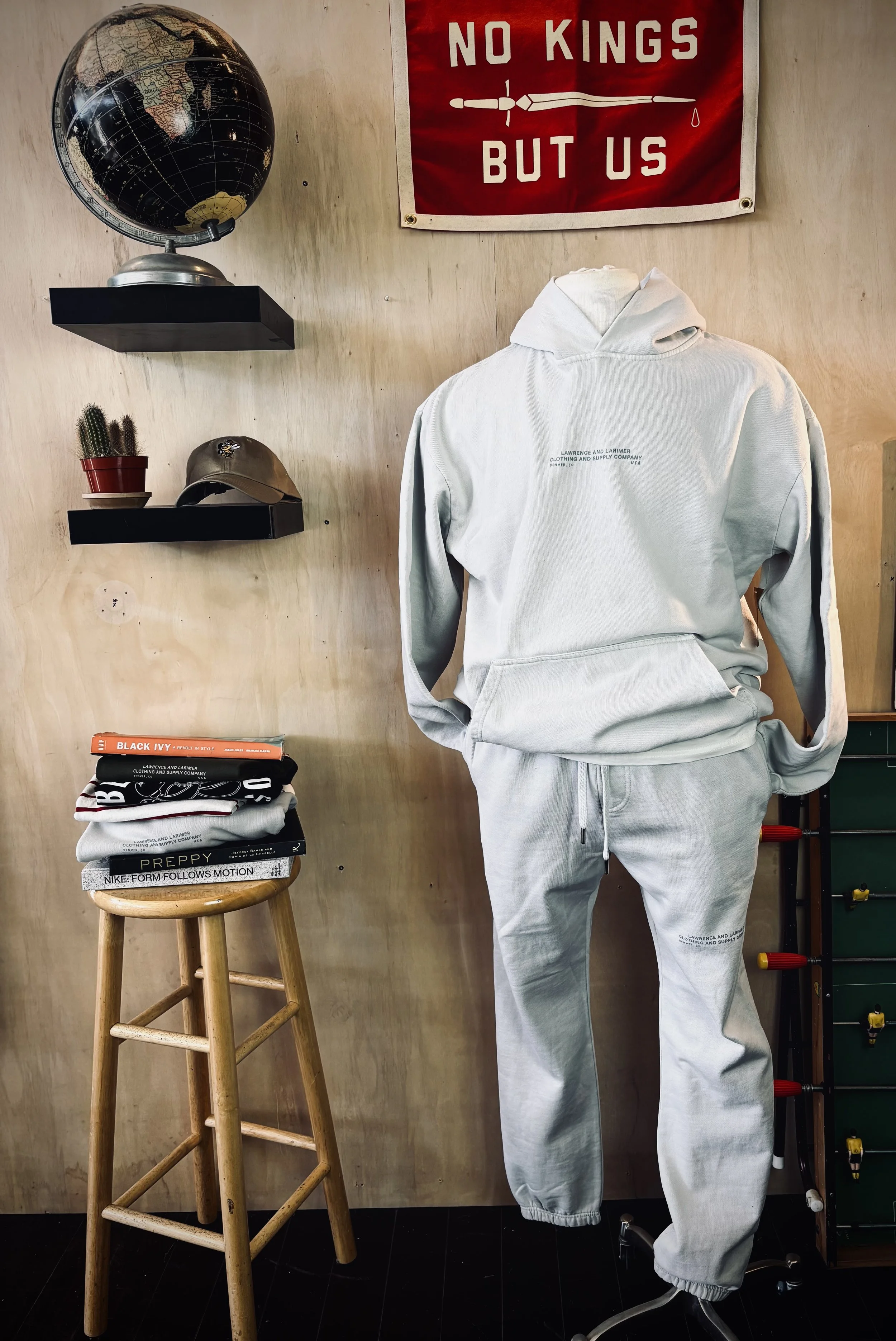 TITLE OVERSIZED SWEATPANT