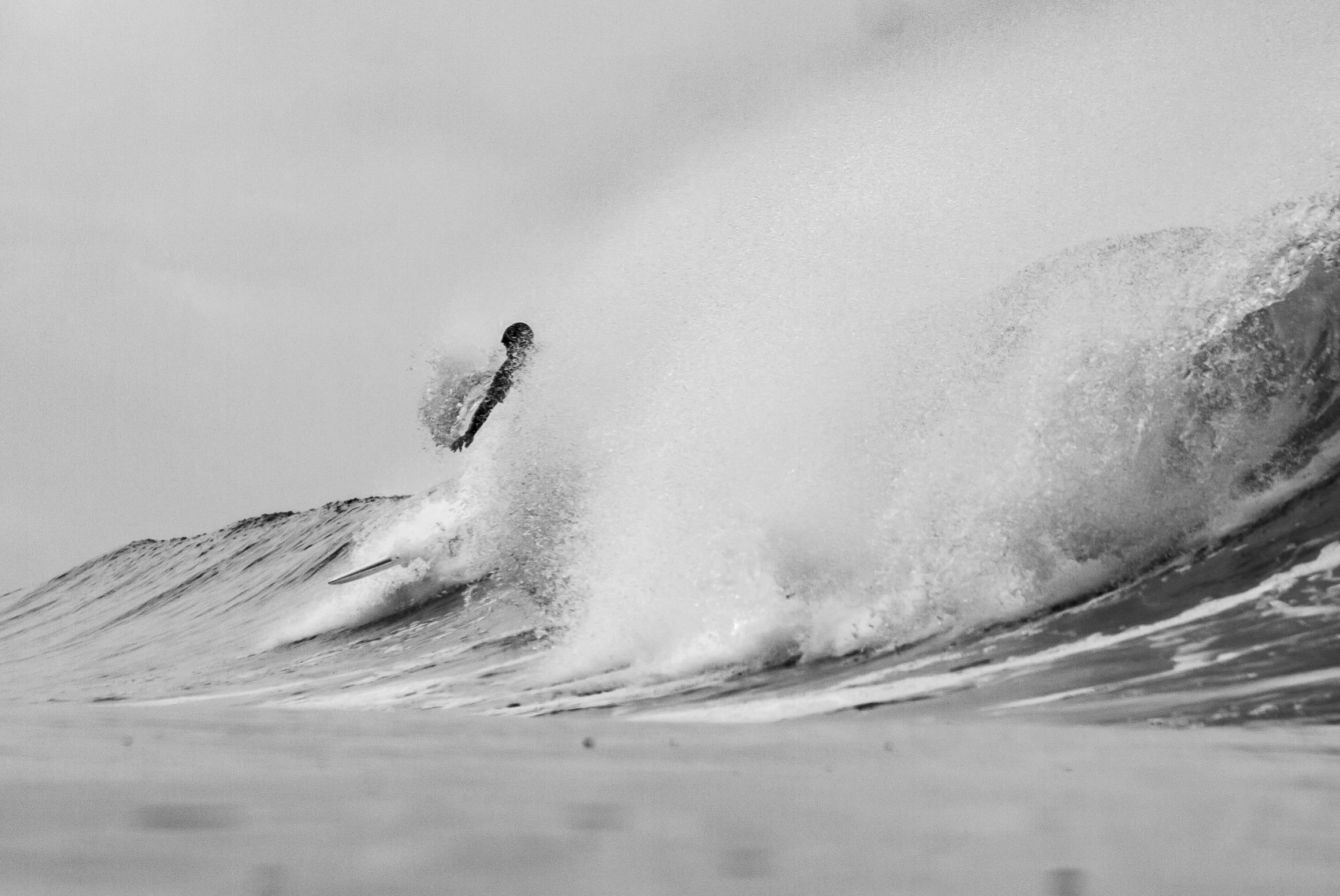 Black and white? Or black and white. OR&hellip;black and white?

@thesurfshopwestportwa #pnwsurf #blackandwhite #discovergraysharbor