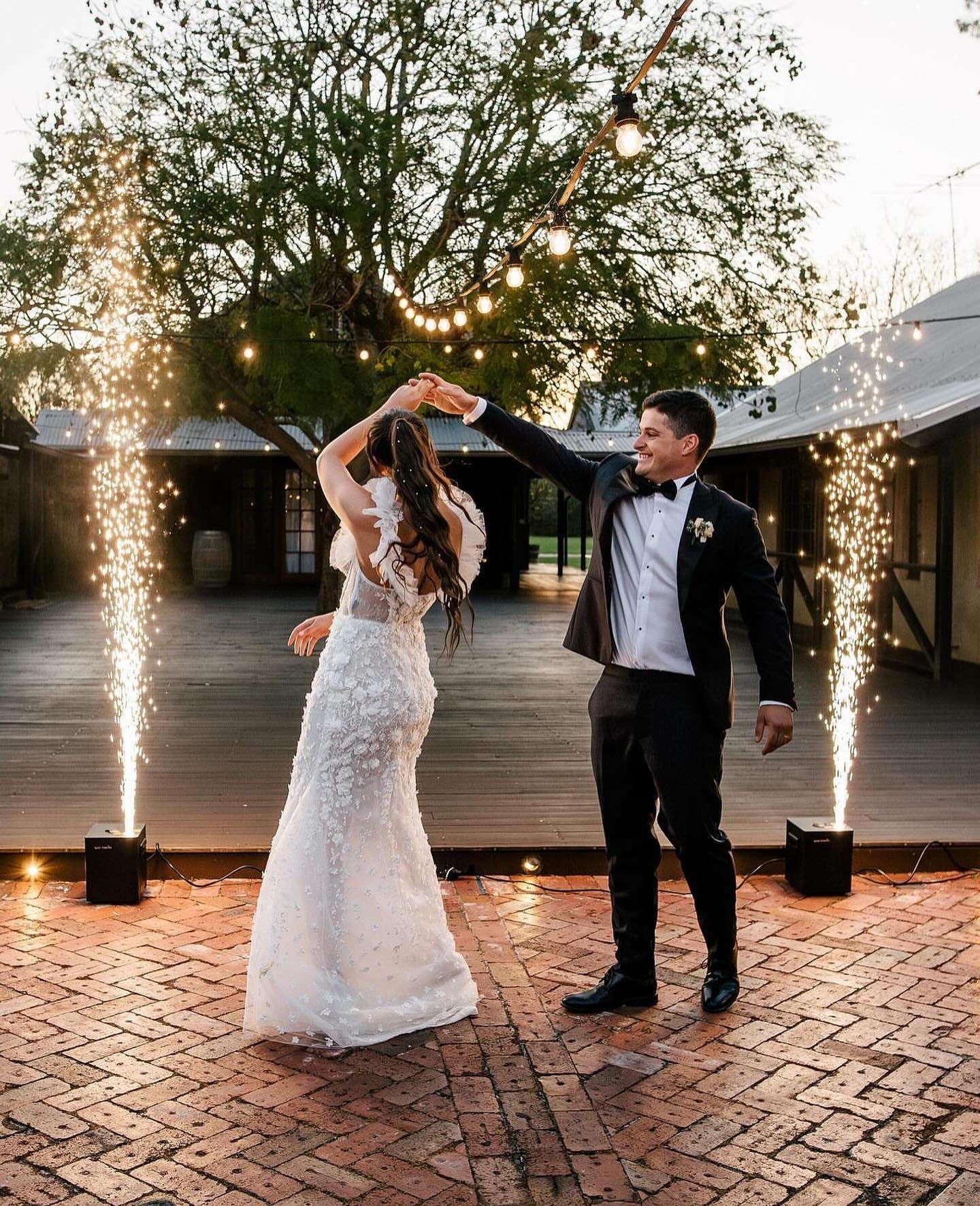 FREE SPARKTACULARS when you book your winter wedding between May - August 2024 + 2025! 

Slide into our DM&rsquo;s or jump onto our website to send us an enquiry! 

📸 @benandebony 

#MargaretRiverWeddings
#SouthWestWeddings
#WesternAustraliaWeddings
