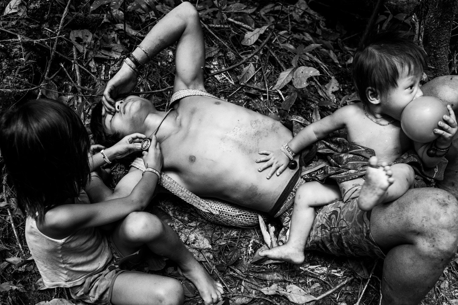 Malaysia. Sarawak province. Penan tribe settlement. 2011.