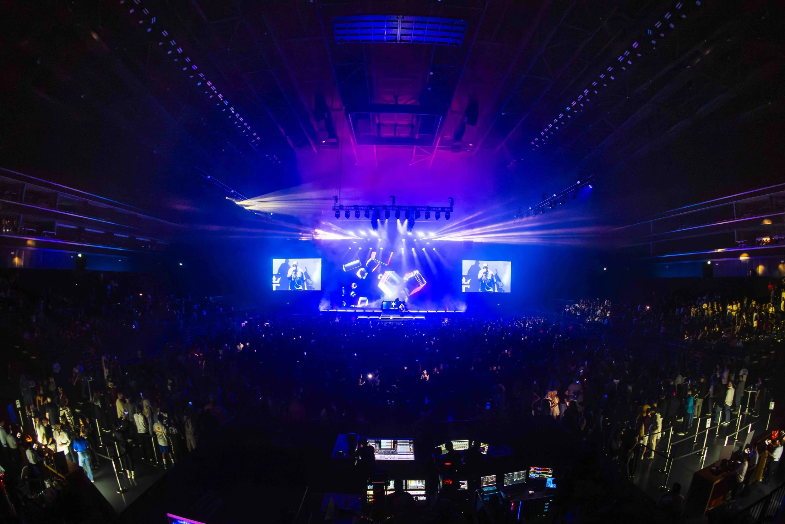 Timb-jeff_29112025-2050-2.jpg