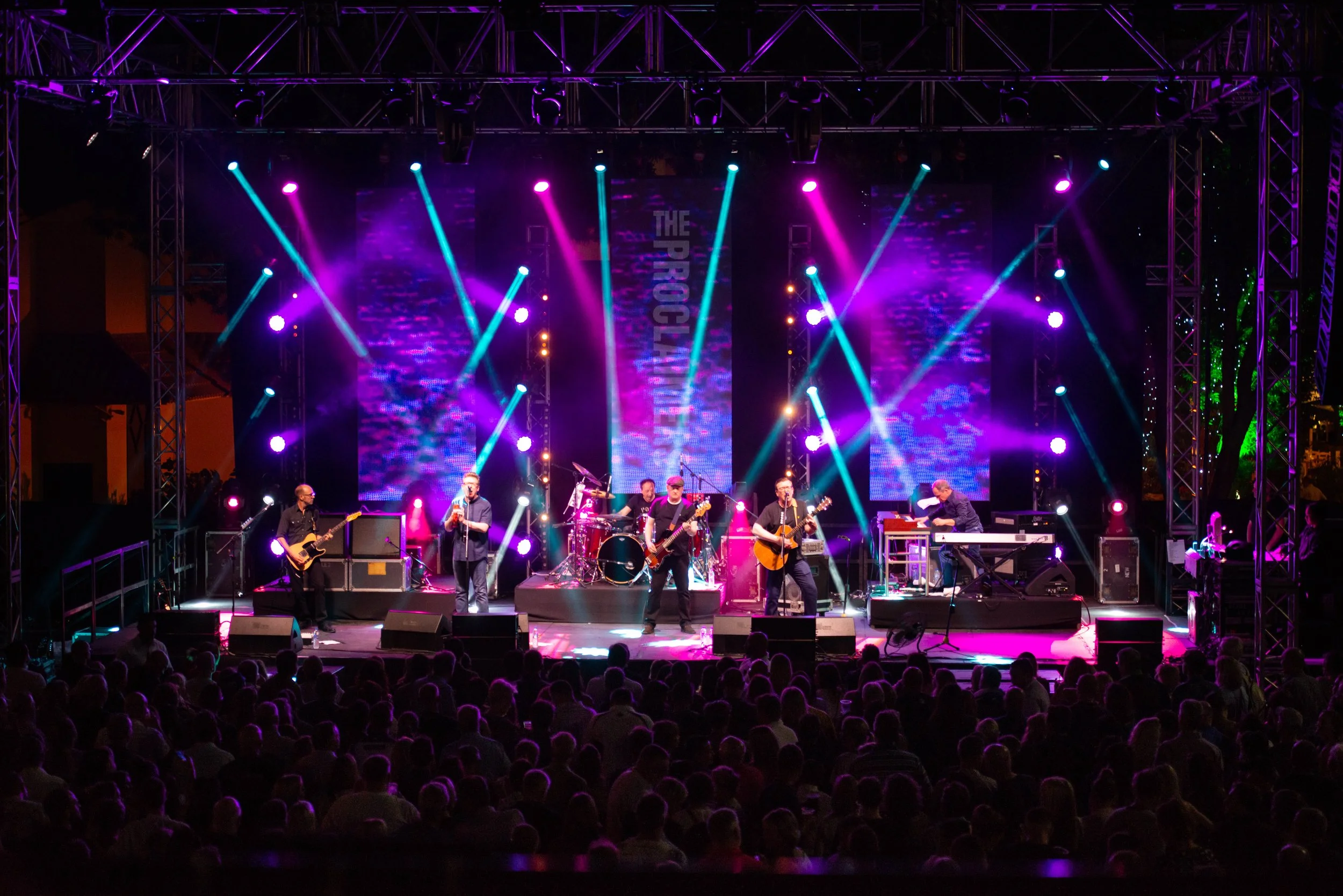 Proclaimers-305 copy 2.jpg