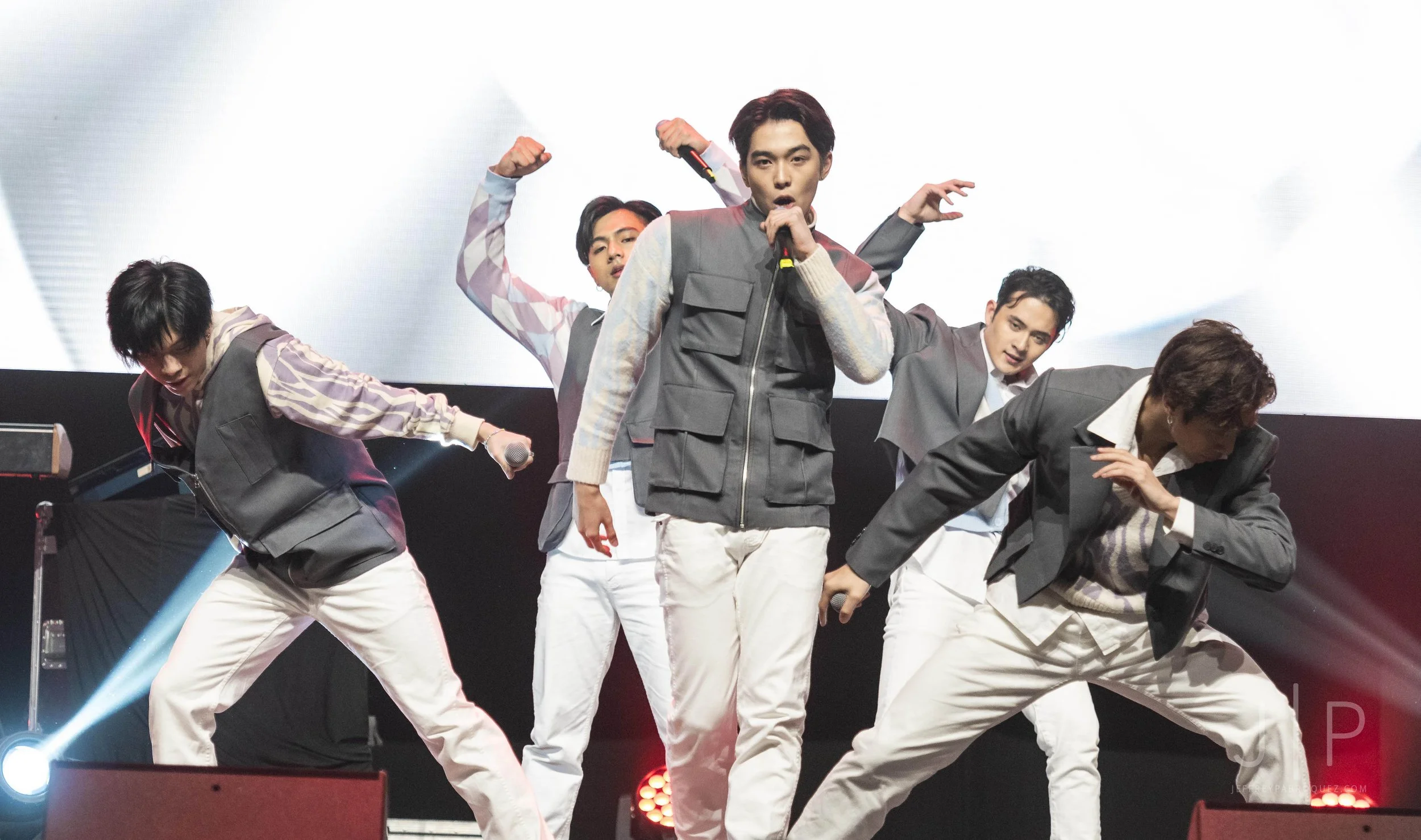 Jeff_1MXDubai2021-1052 copy.jpg