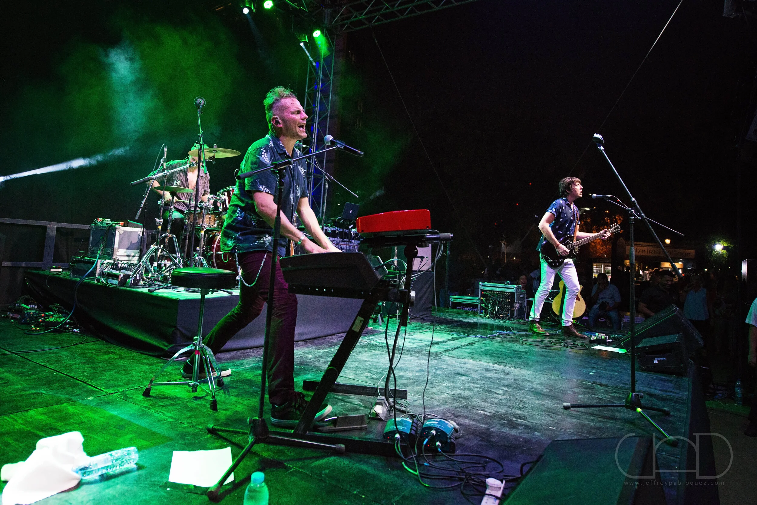 IVD_Toploader-143 copy 2.jpg