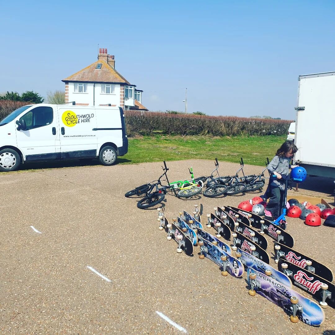 We are down at the Klondyke supporting the skatepark fundraiser!
Come on down, they have skateboards, scooters and BMXs for you all to try! 
#skatepark #southwold