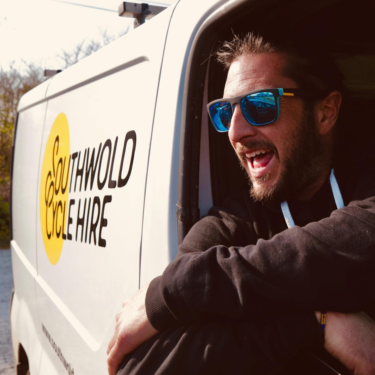 A familiar site around town: our main man Jason delivering rental bikes to holiday homes around Southwold and the local area.

Photo by @rosielitterick 

#southwoldsuffolk #cyclesuffolk #cyclesouthwold #thingstodosouthwold #southwoldcycling