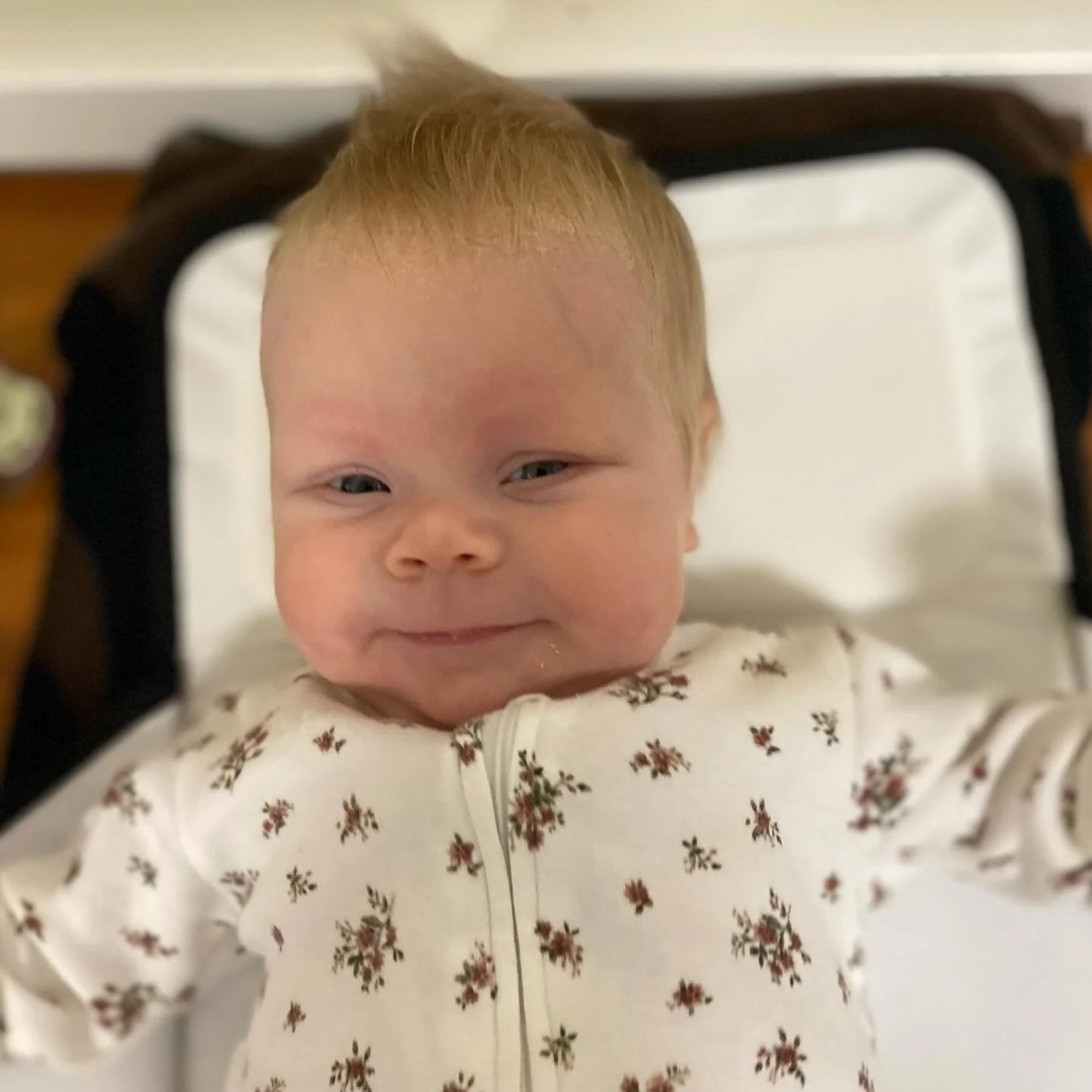 Ryhm&auml;hau leikkej&auml;, ruokaa, vaippojenvaihtoa ja tanssia. Kyll&auml; siit&auml; jo saa hyvin t&auml;ytel&auml;isen viikonlopun aikaiseksi. 

❤️😍