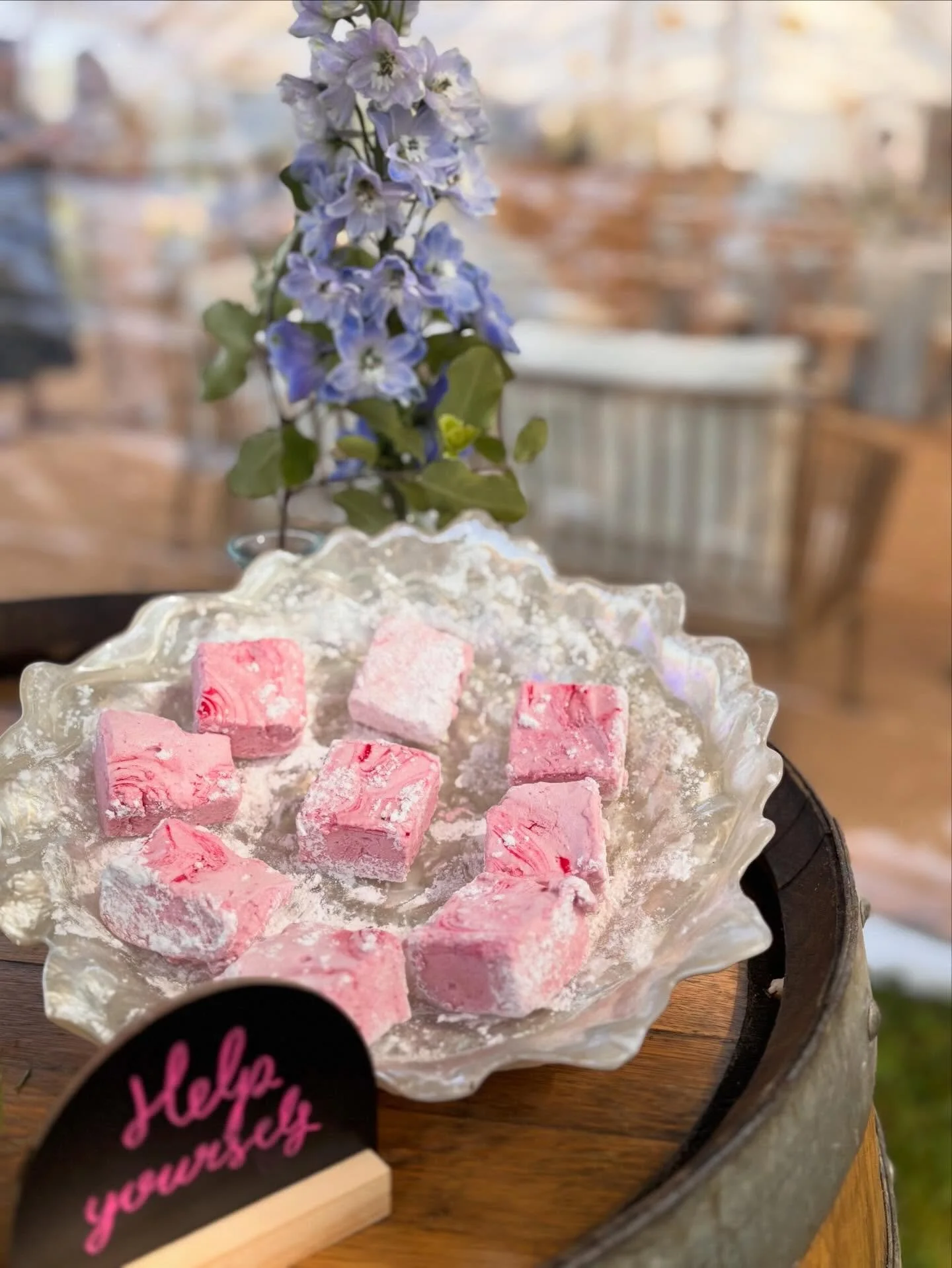 Homemade raspberry marshmallows. So fun to make and completely delicious! The perfect late night treat for guests to toast over the fire 💕💕