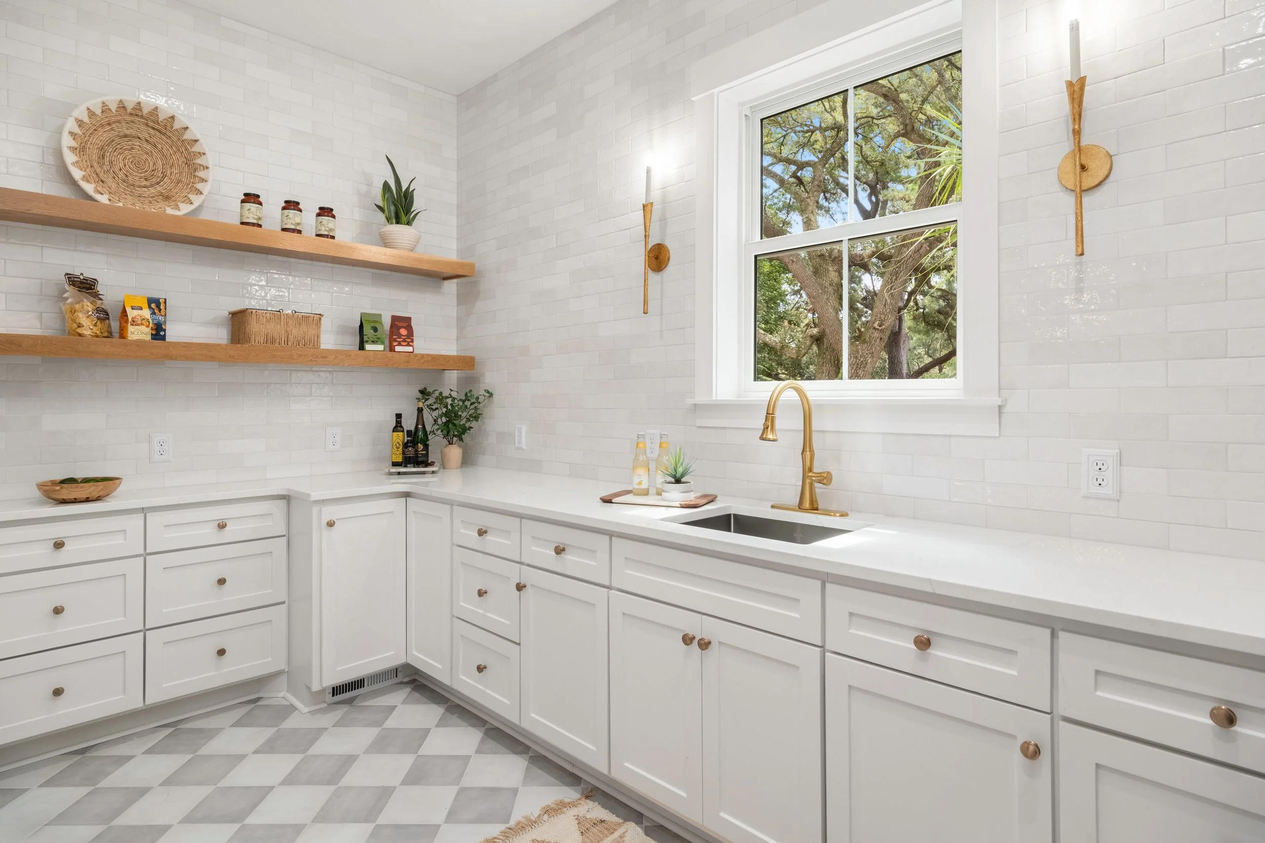 727 McCants Drive_Eterna_Media-35.jpg