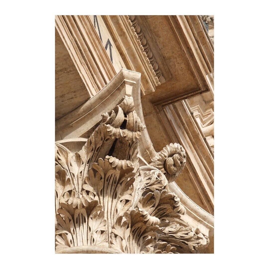 Acanthus
2020

#ornament #column #cornice #carved #stone #beige #upthere #rome