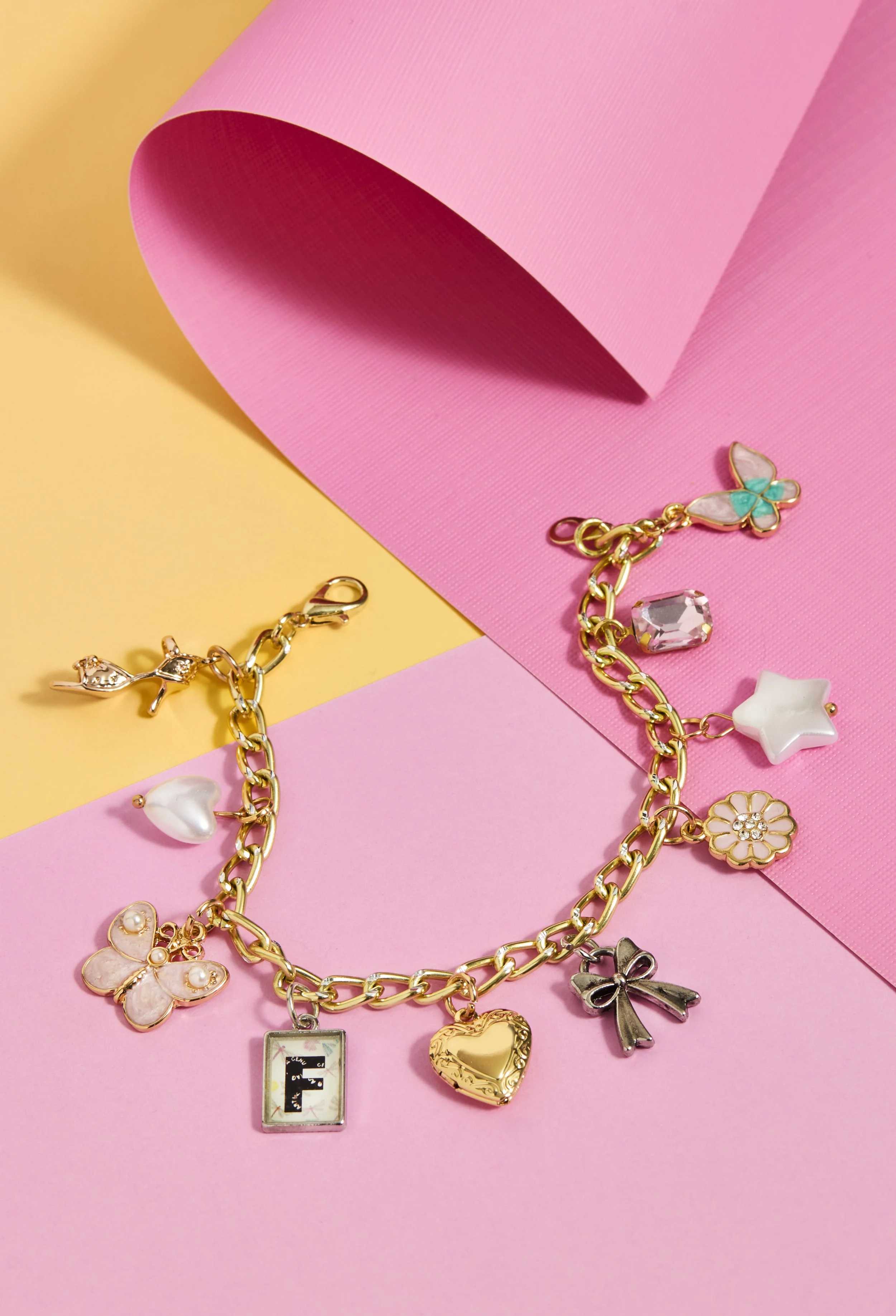 4726-12210 FY26_288_Spring_Charm Bracelet.jpg