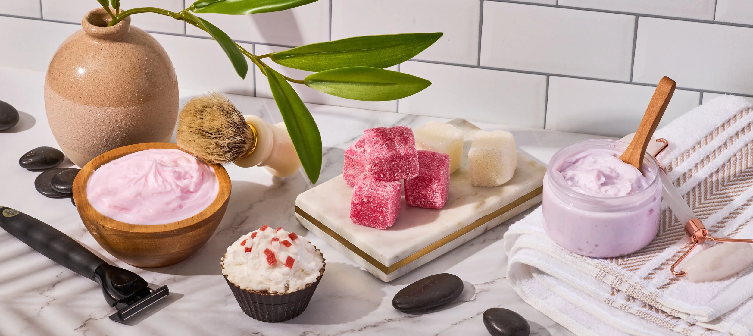 w-foaming-bath-whip-assortment4.jpg